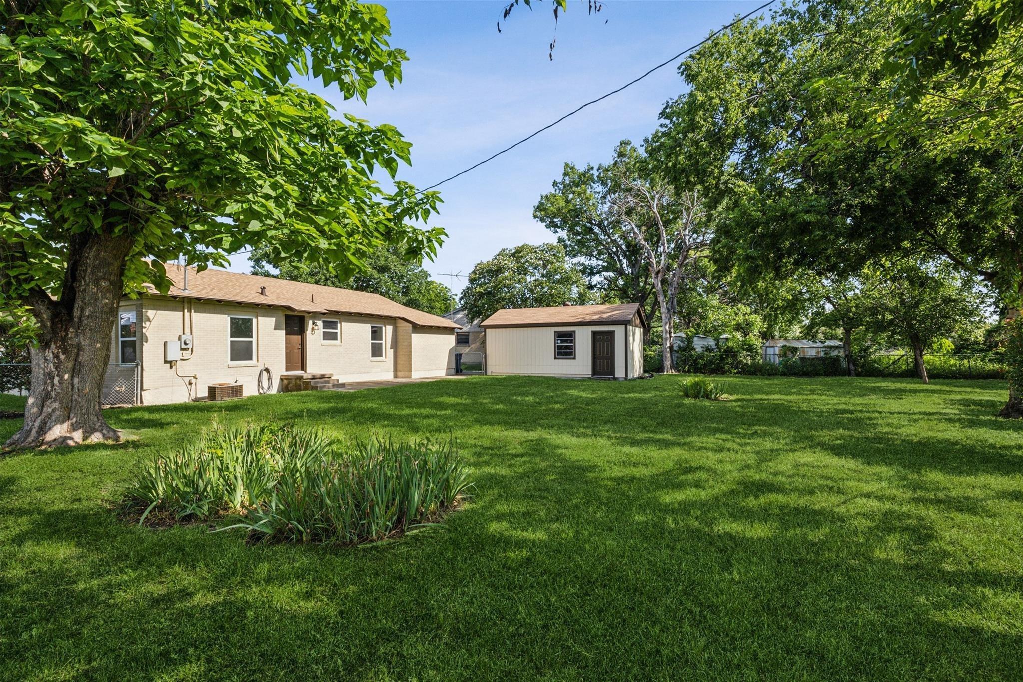 main property photo 10