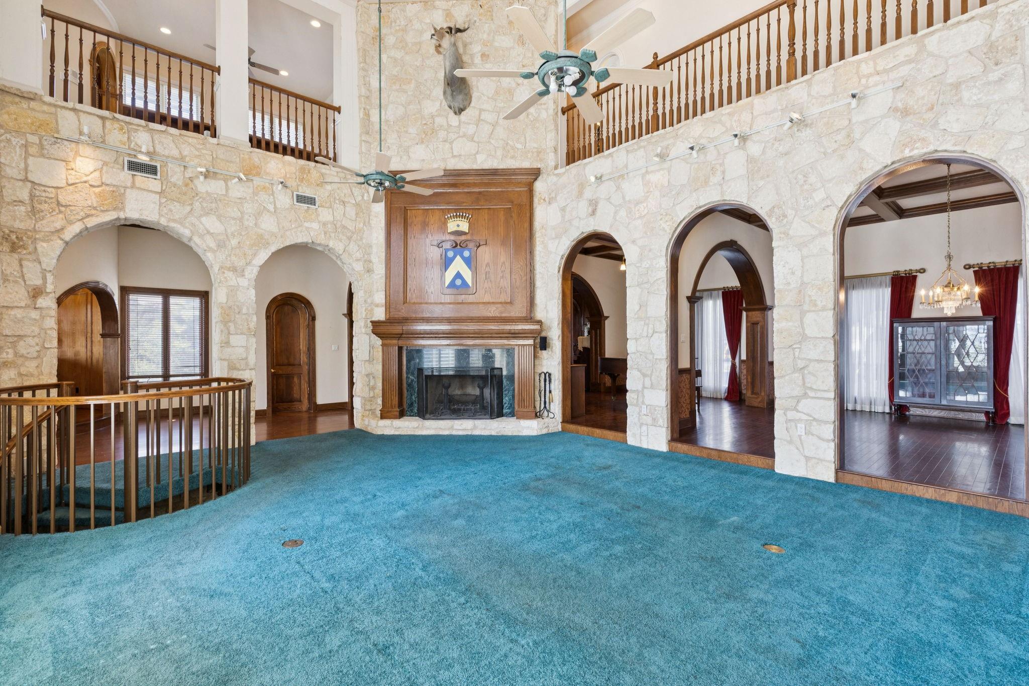 main property photo 11