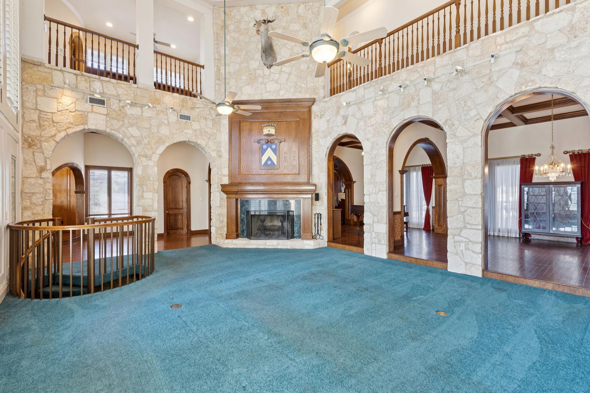 main property photo 12