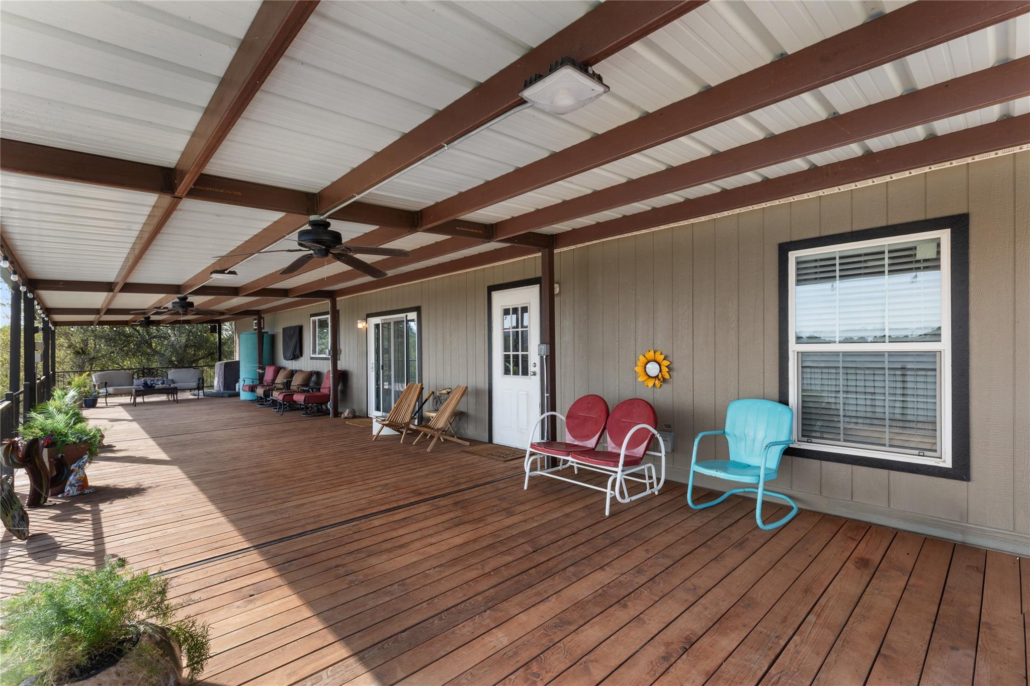 main property photo 29