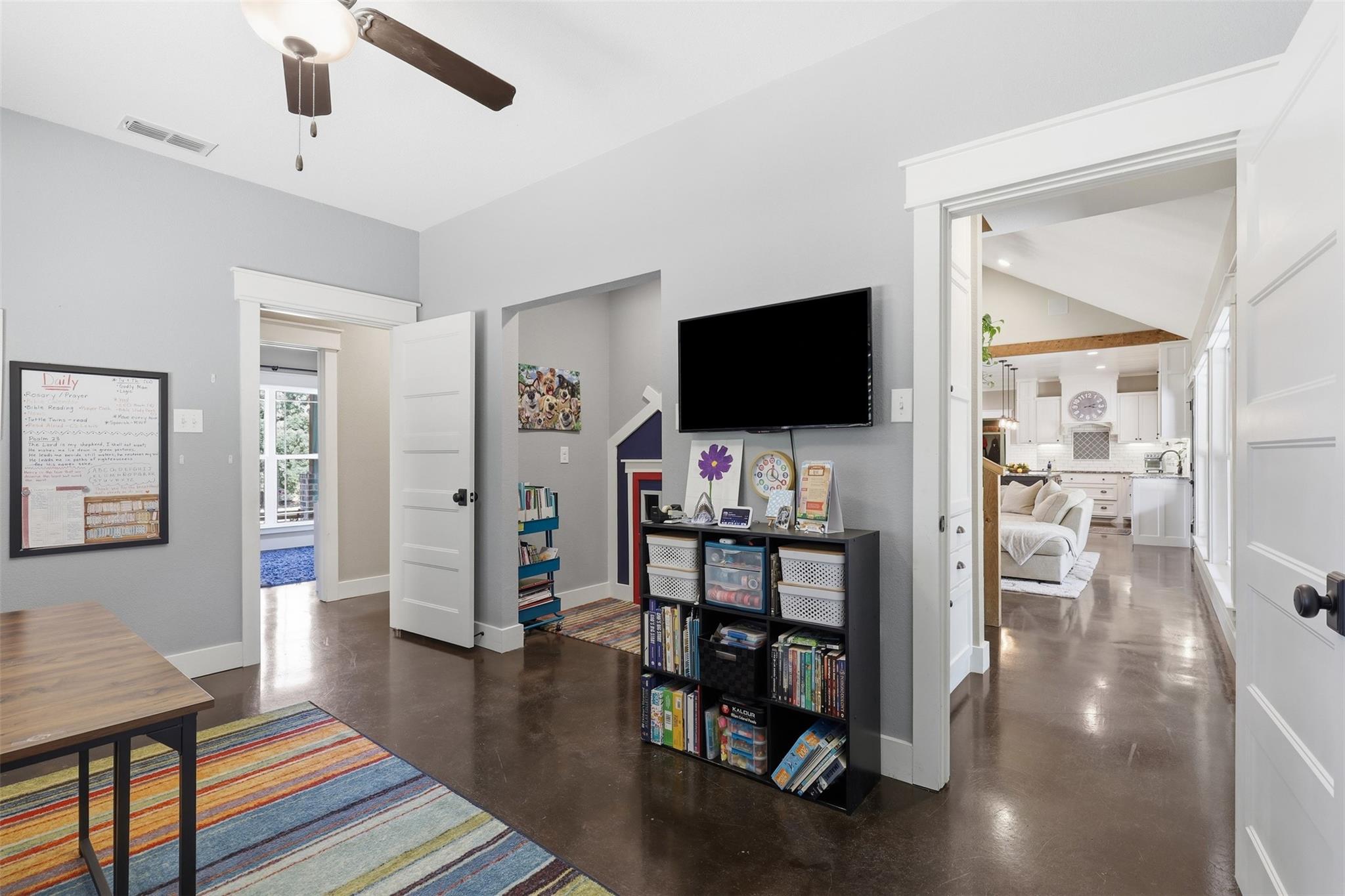 main property photo 21