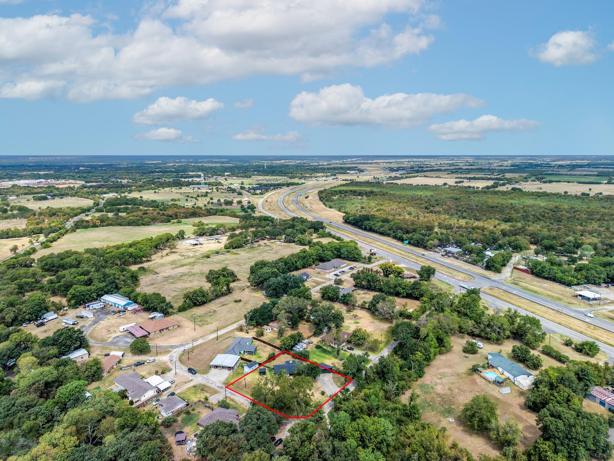main property photo 9