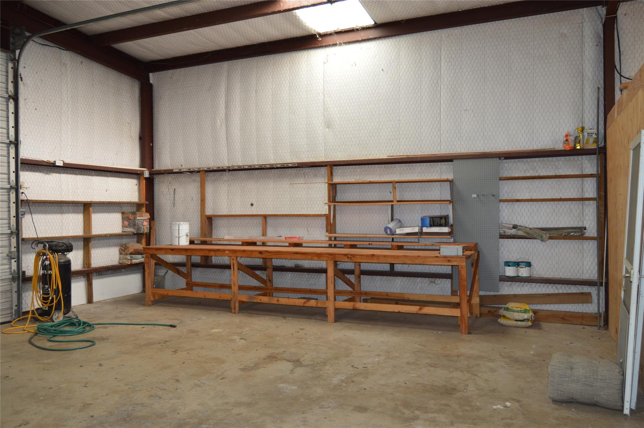 main property photo 19