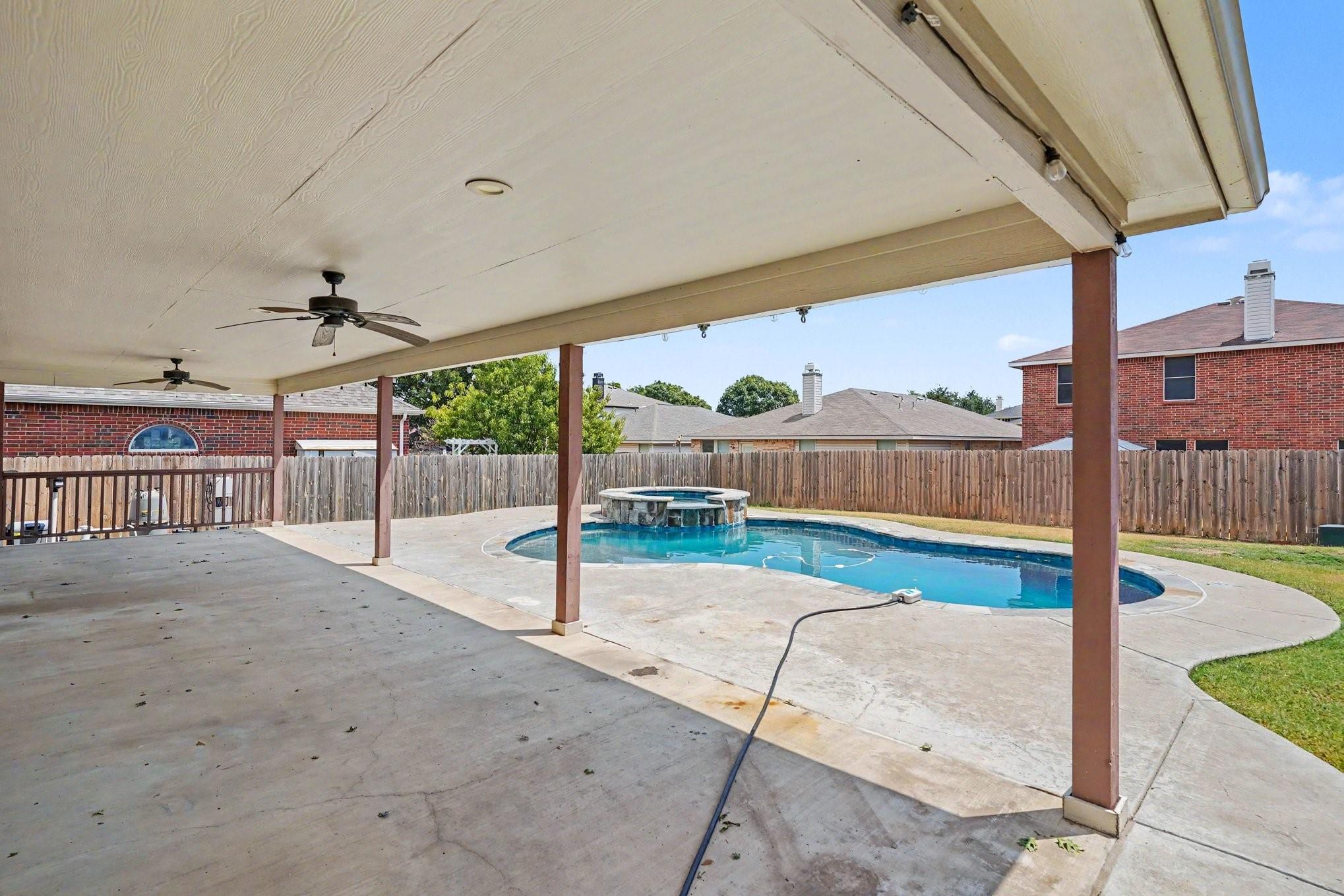 main property photo 24