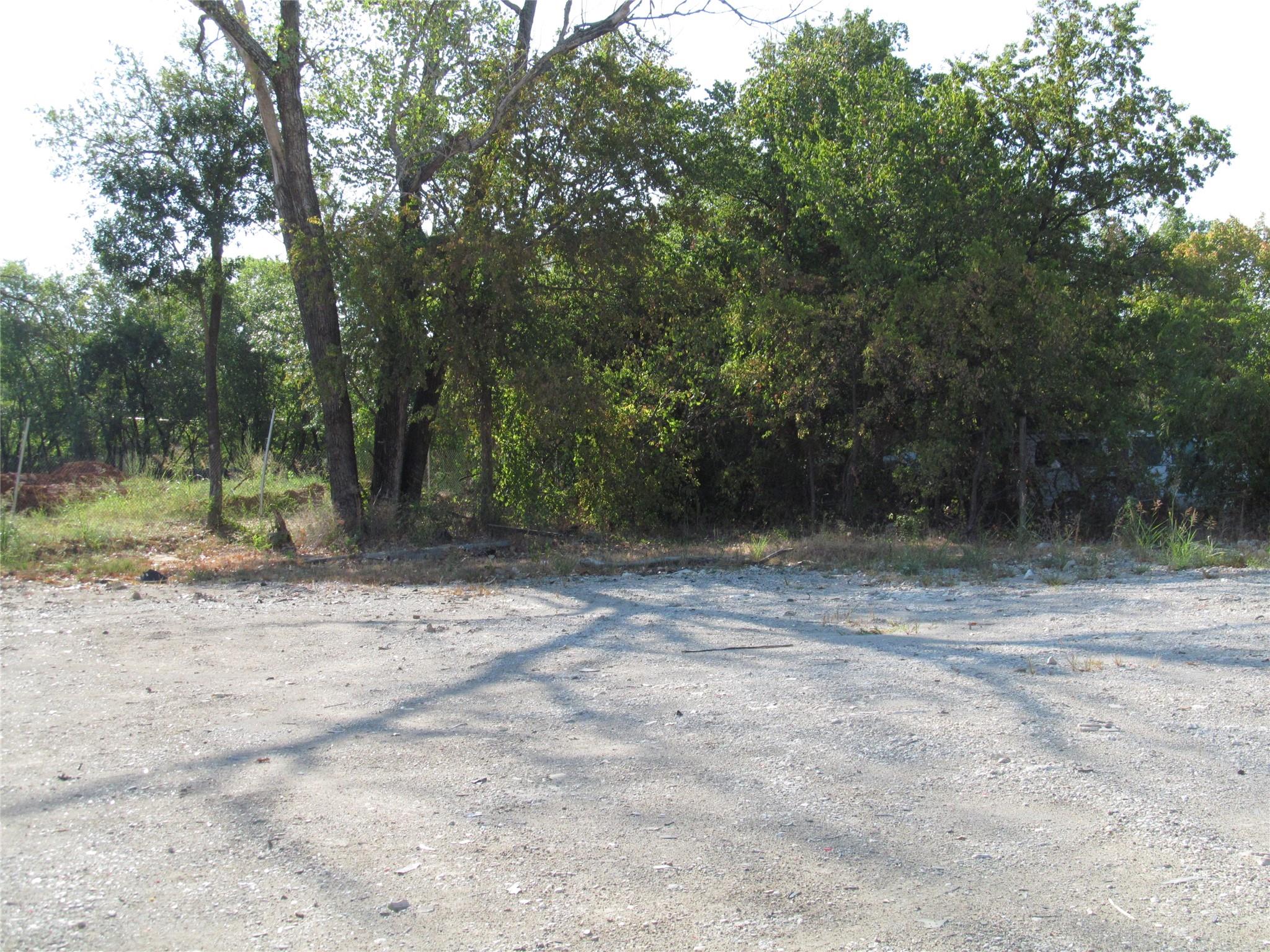 main property photo 26