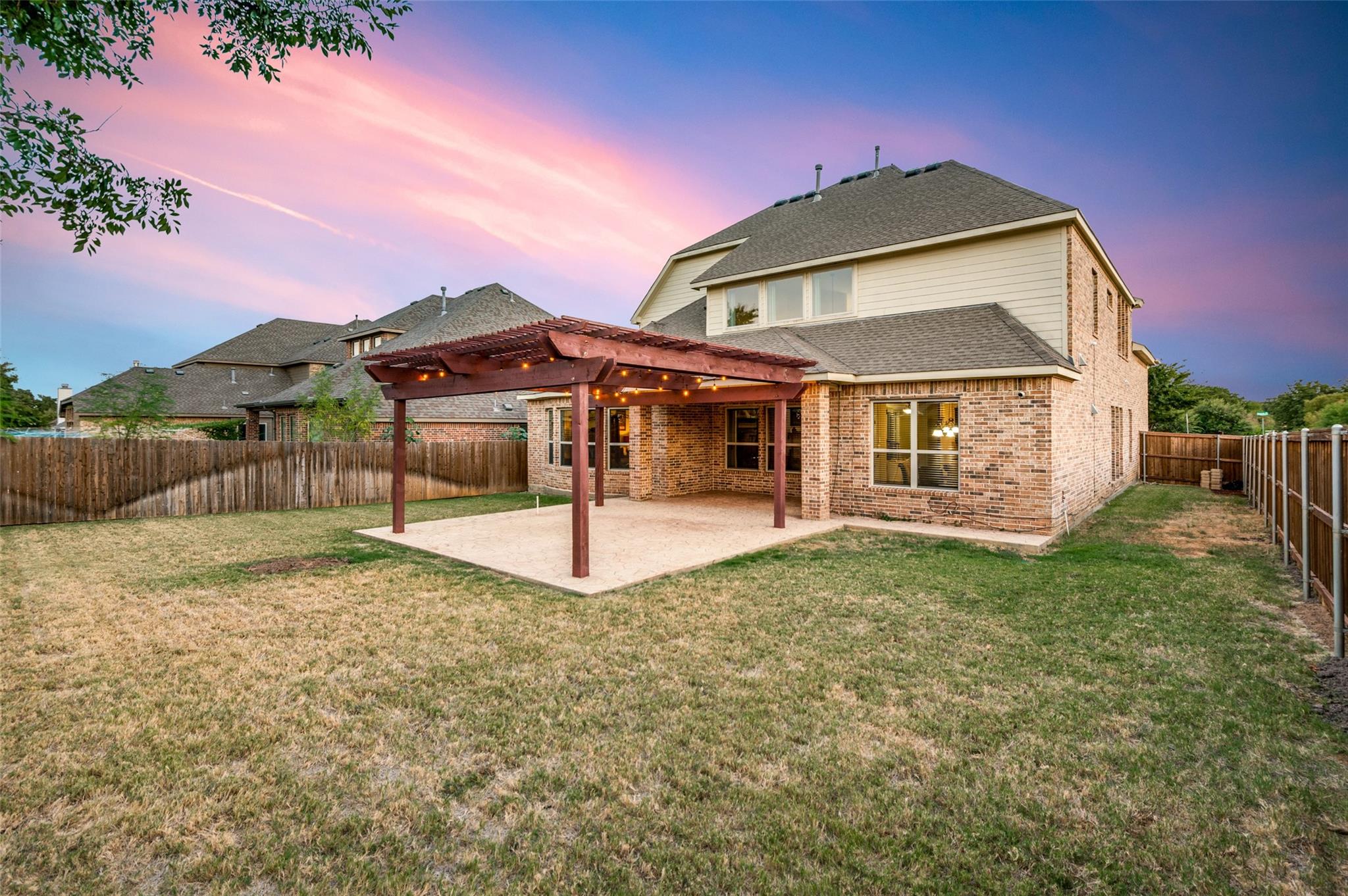 main property photo 32