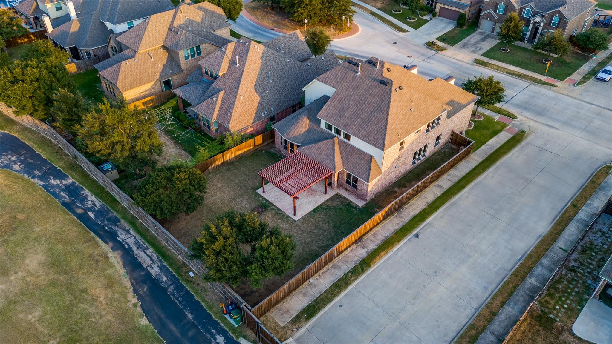 main property photo 35
