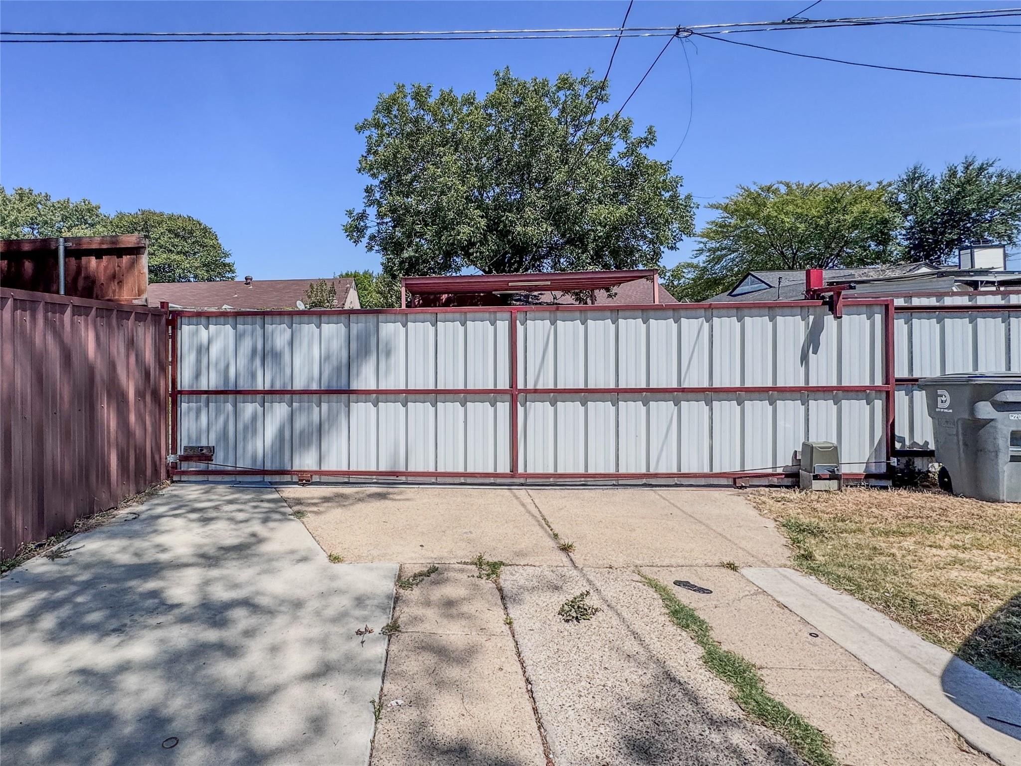 main property photo 27