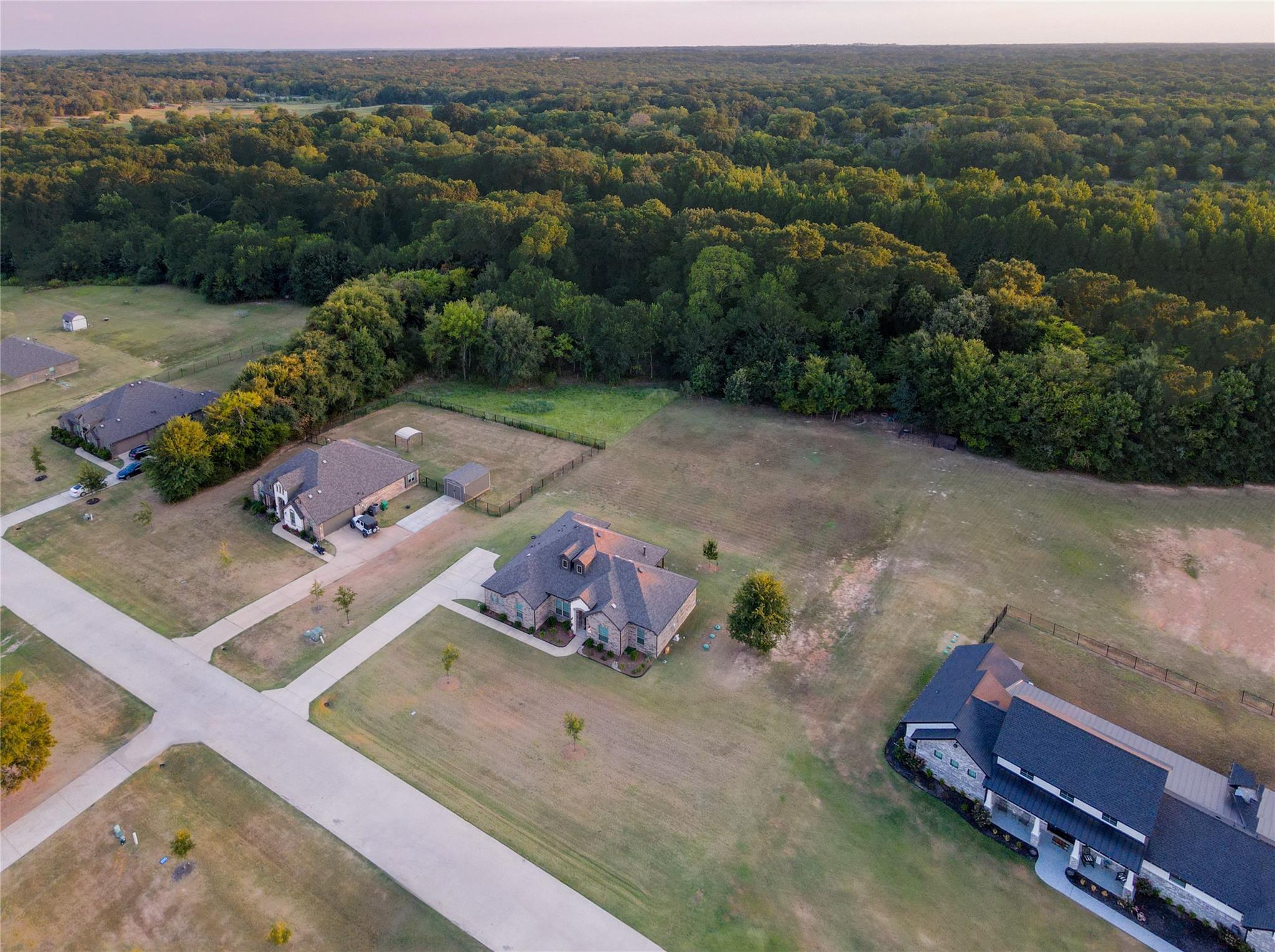 main property photo 26