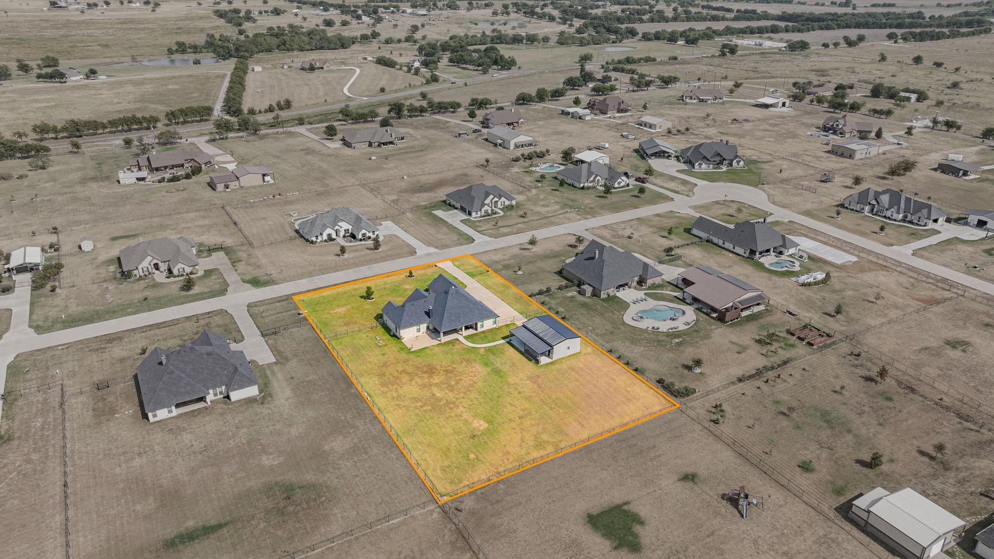 main property photo 39