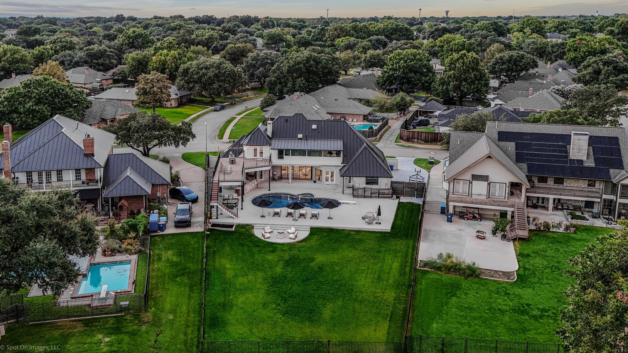 main property photo 39