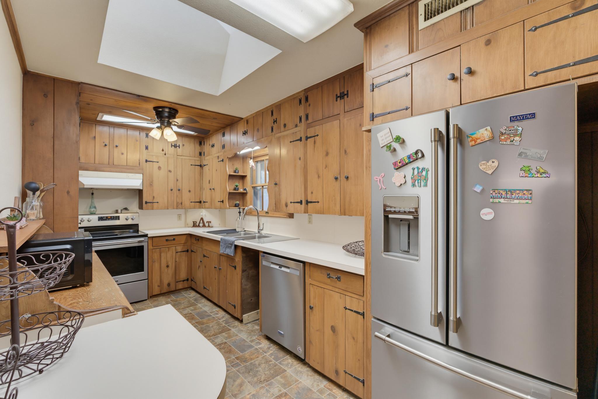 main property photo 16