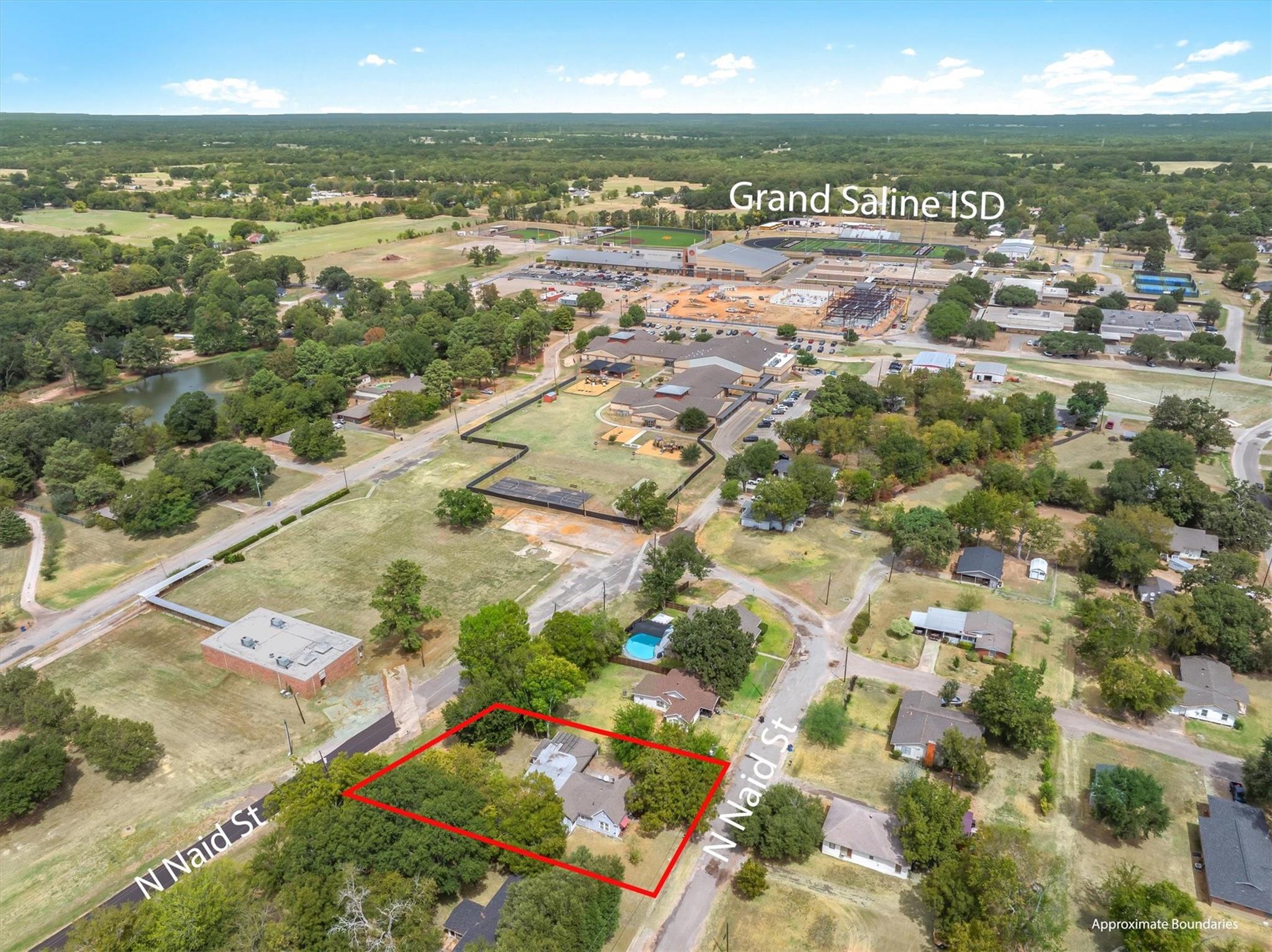 main property photo 26