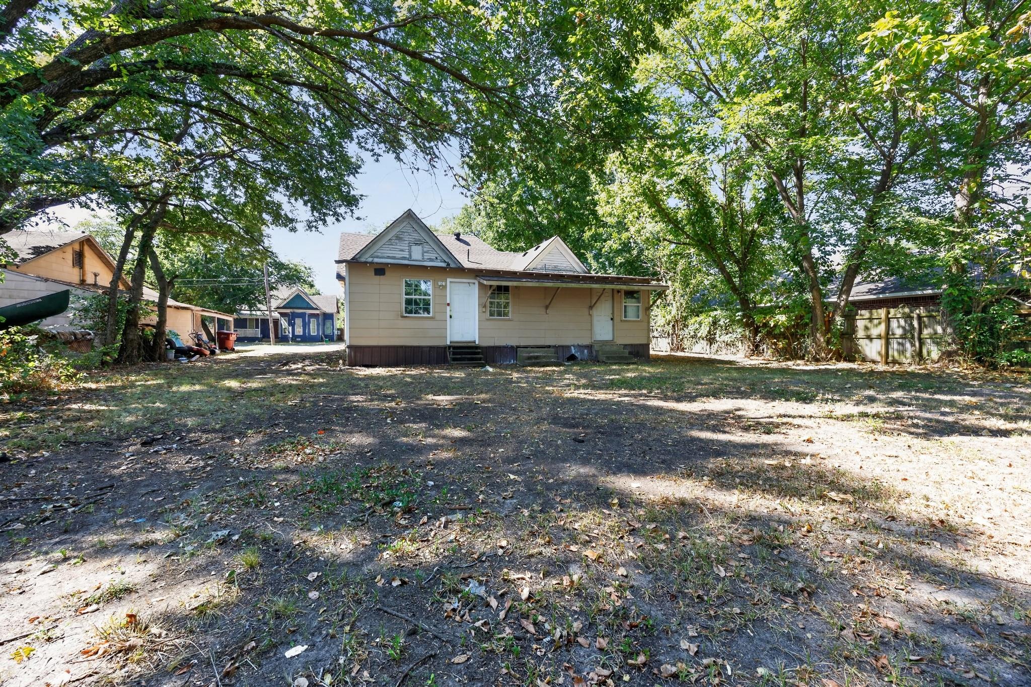 main property photo 29