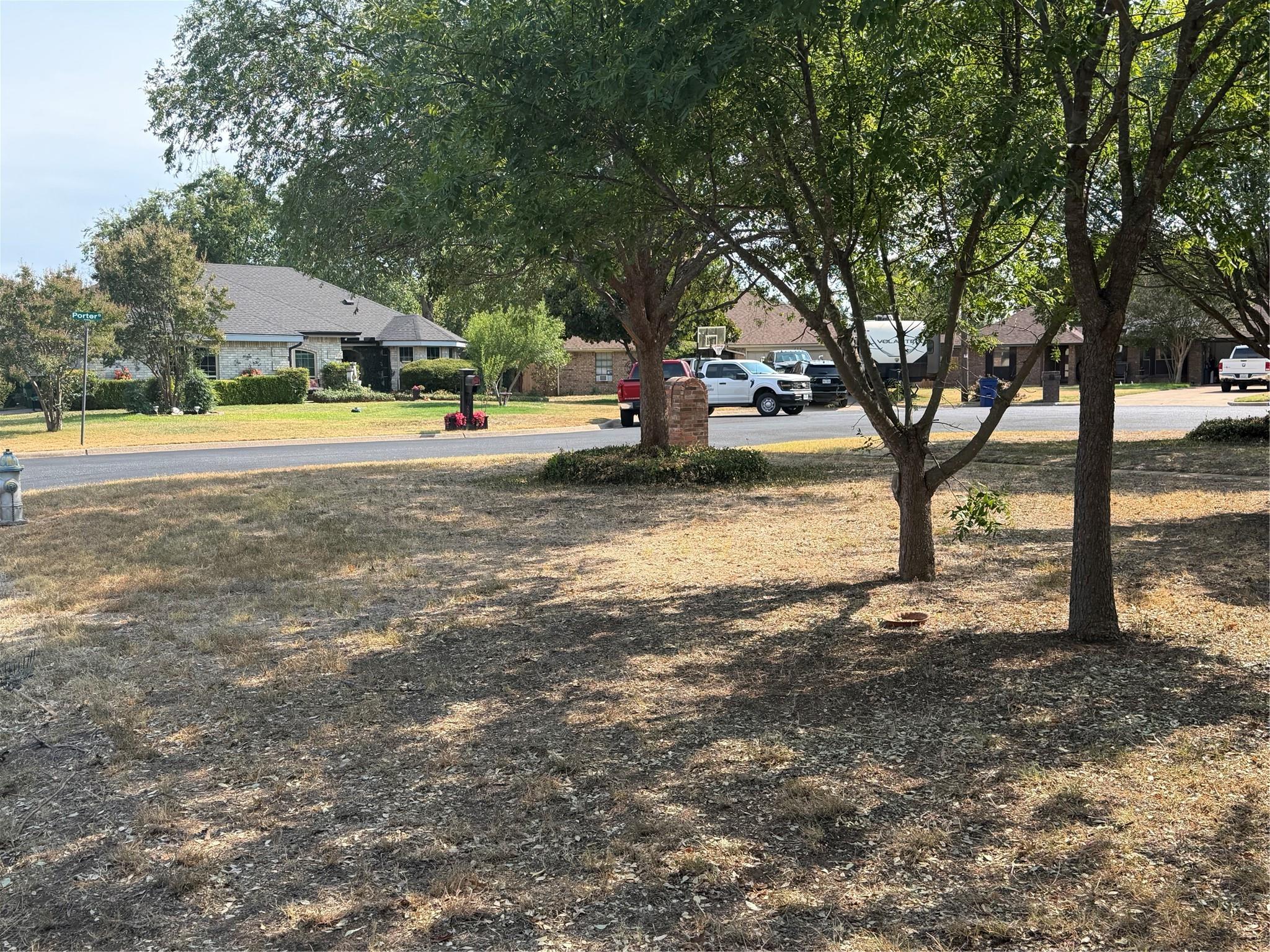 main property photo 22