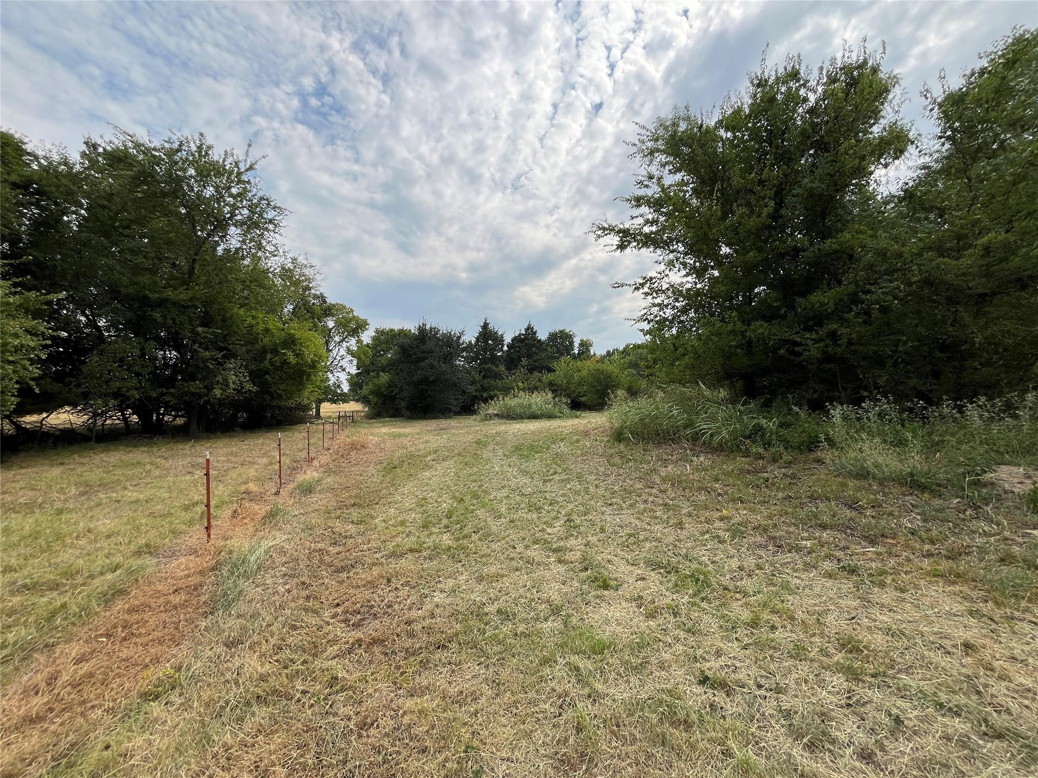 main property photo 23