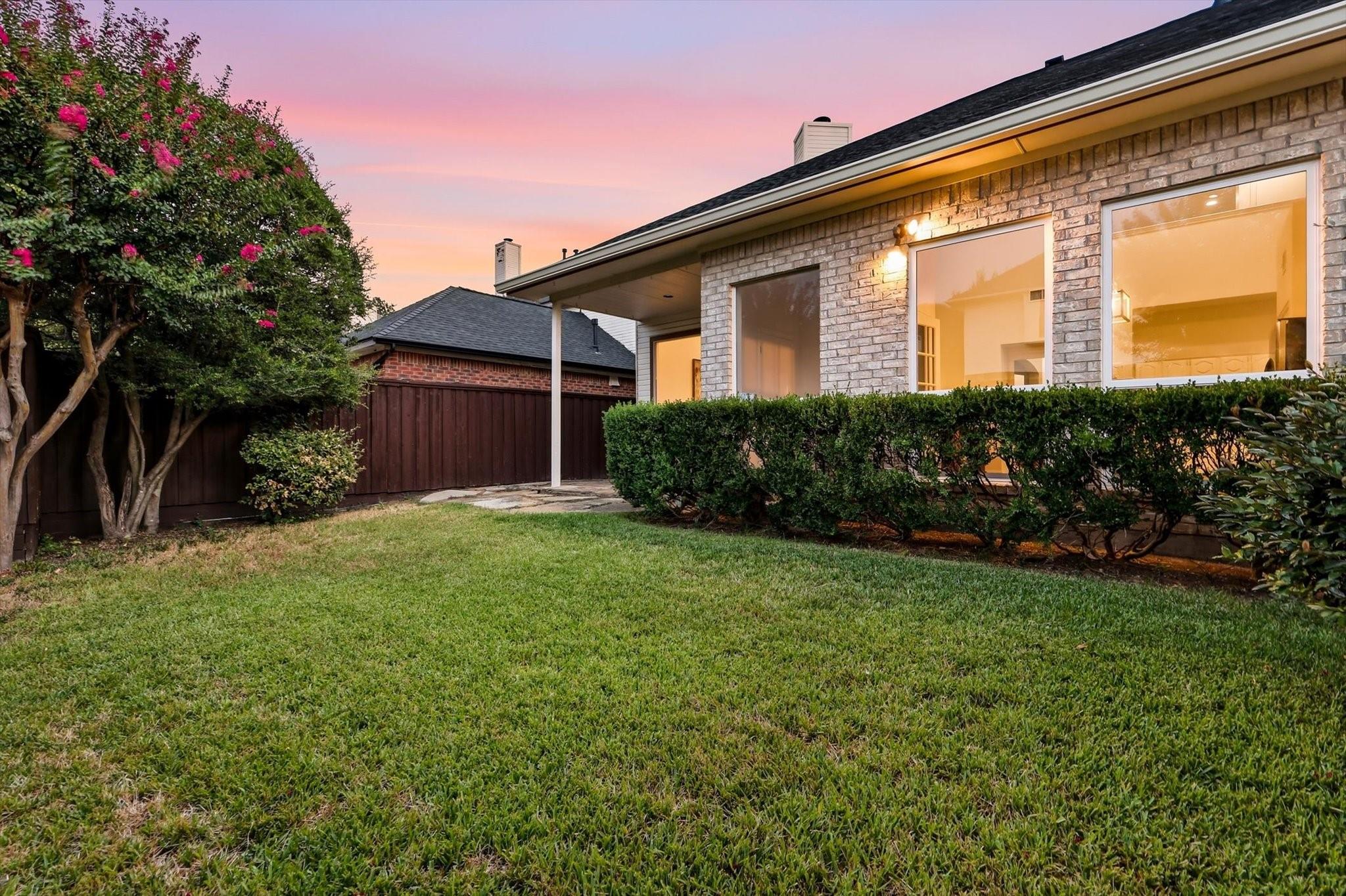 main property photo 32