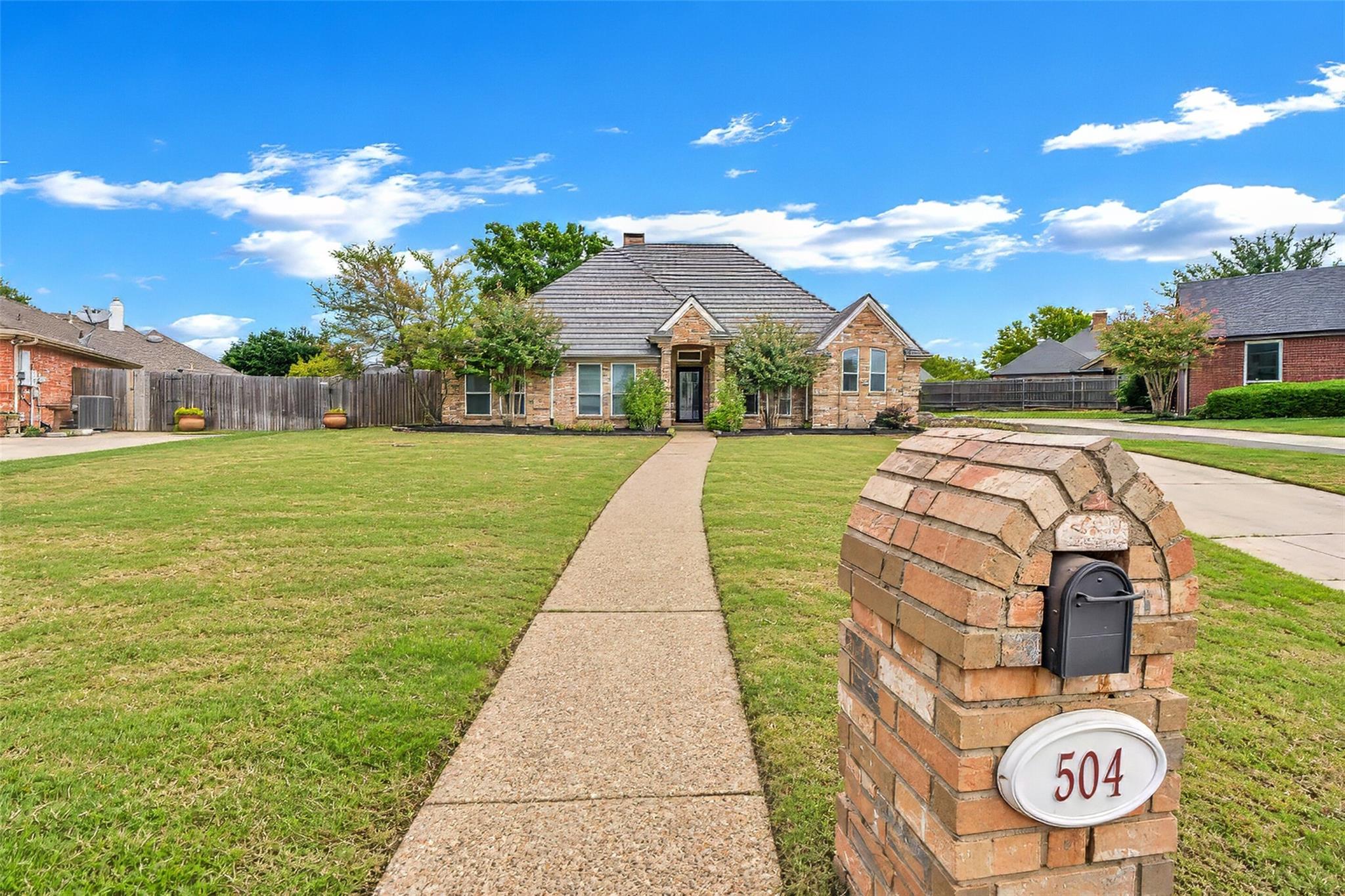 main property photo 1