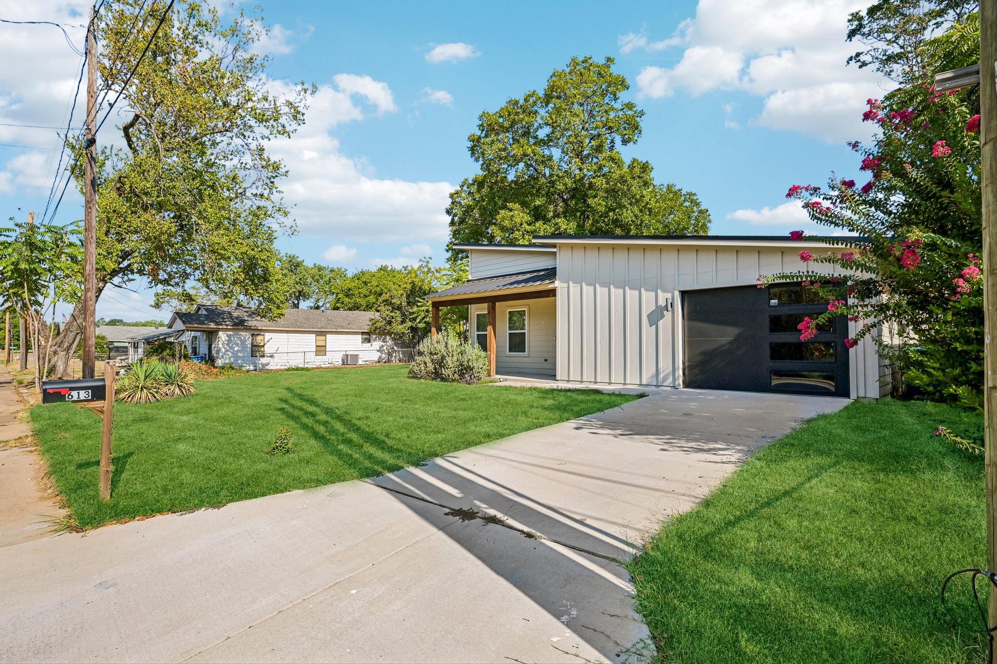 main property photo 32