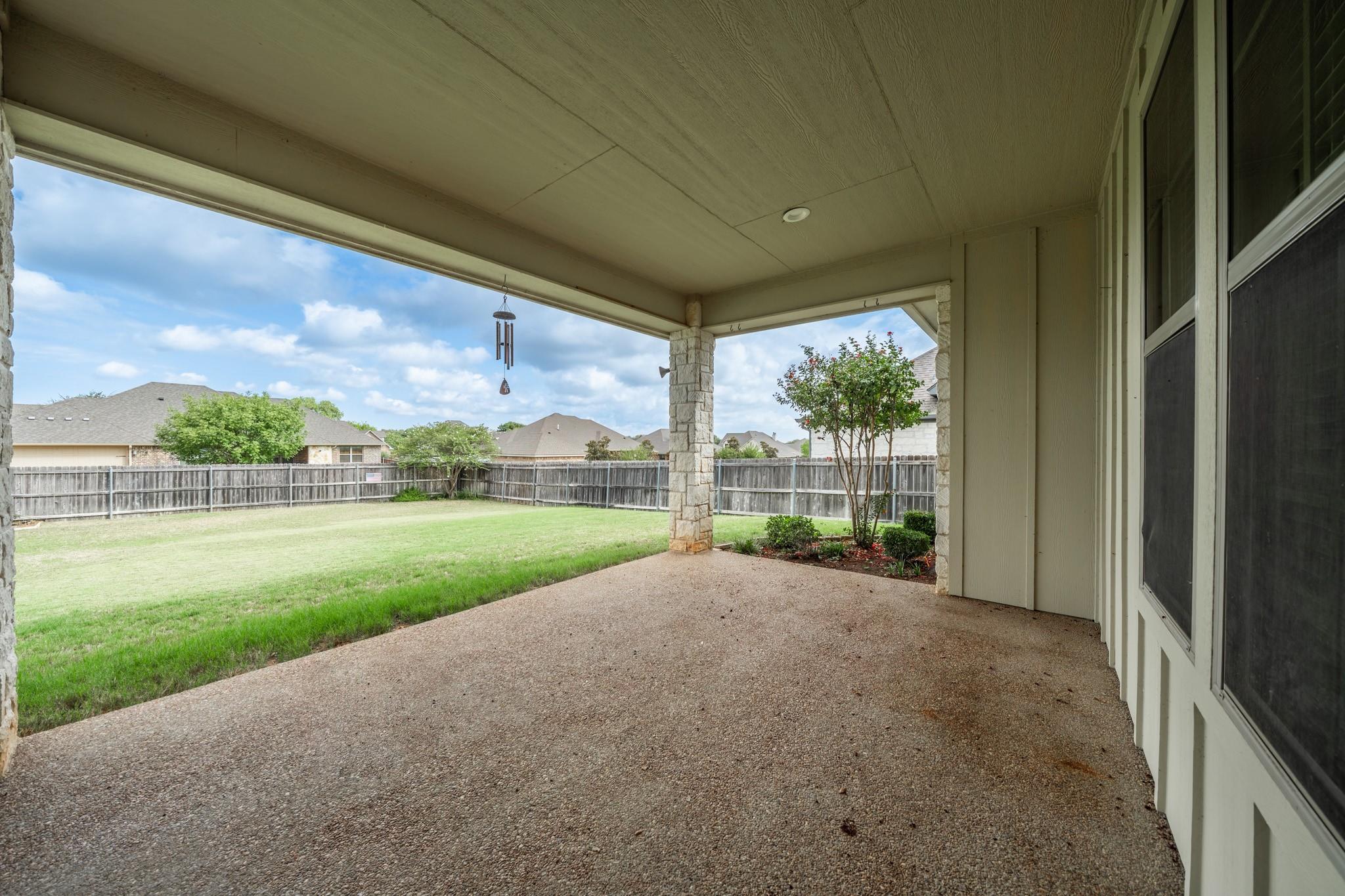 main property photo 24