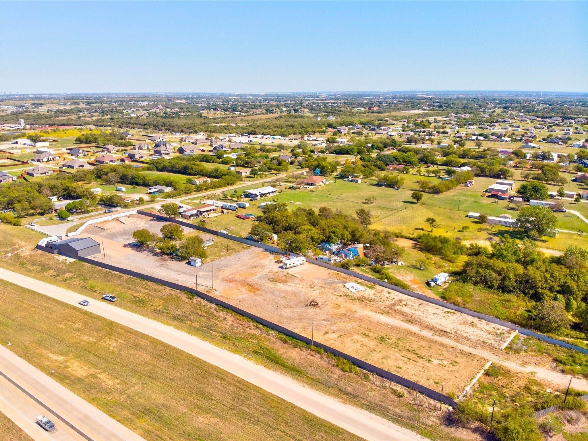 main property photo 5