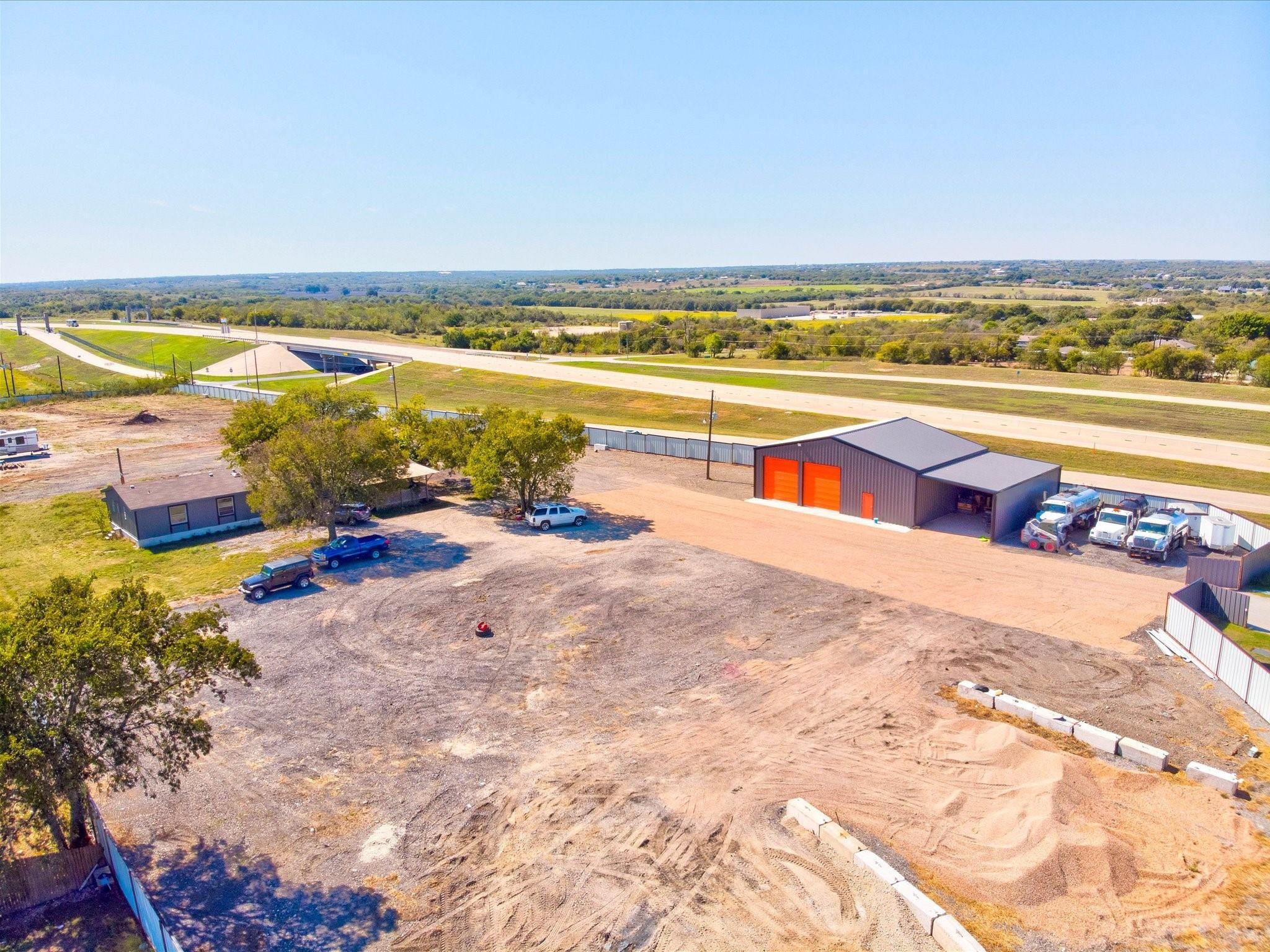 main property photo 7