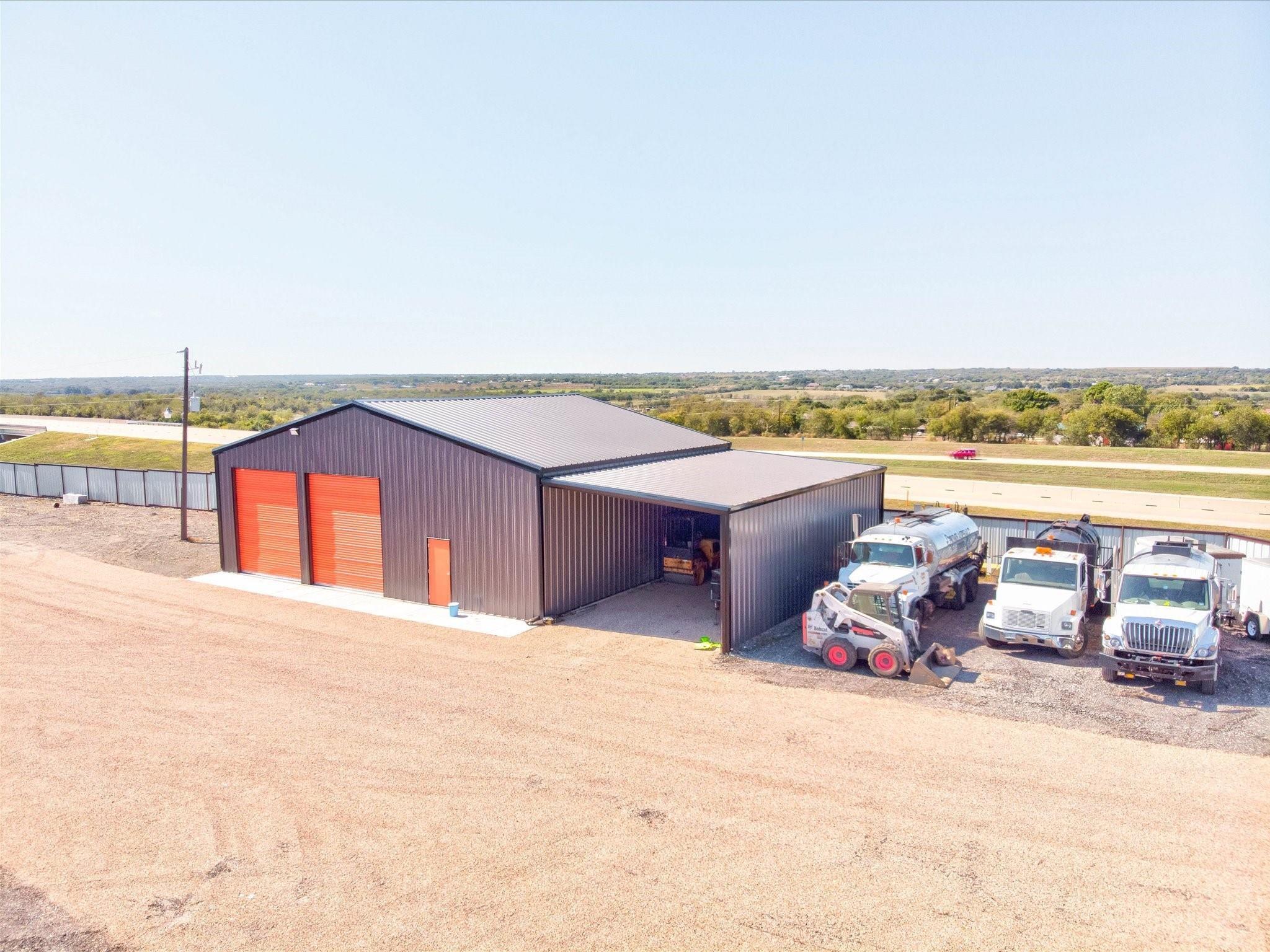 main property photo 8