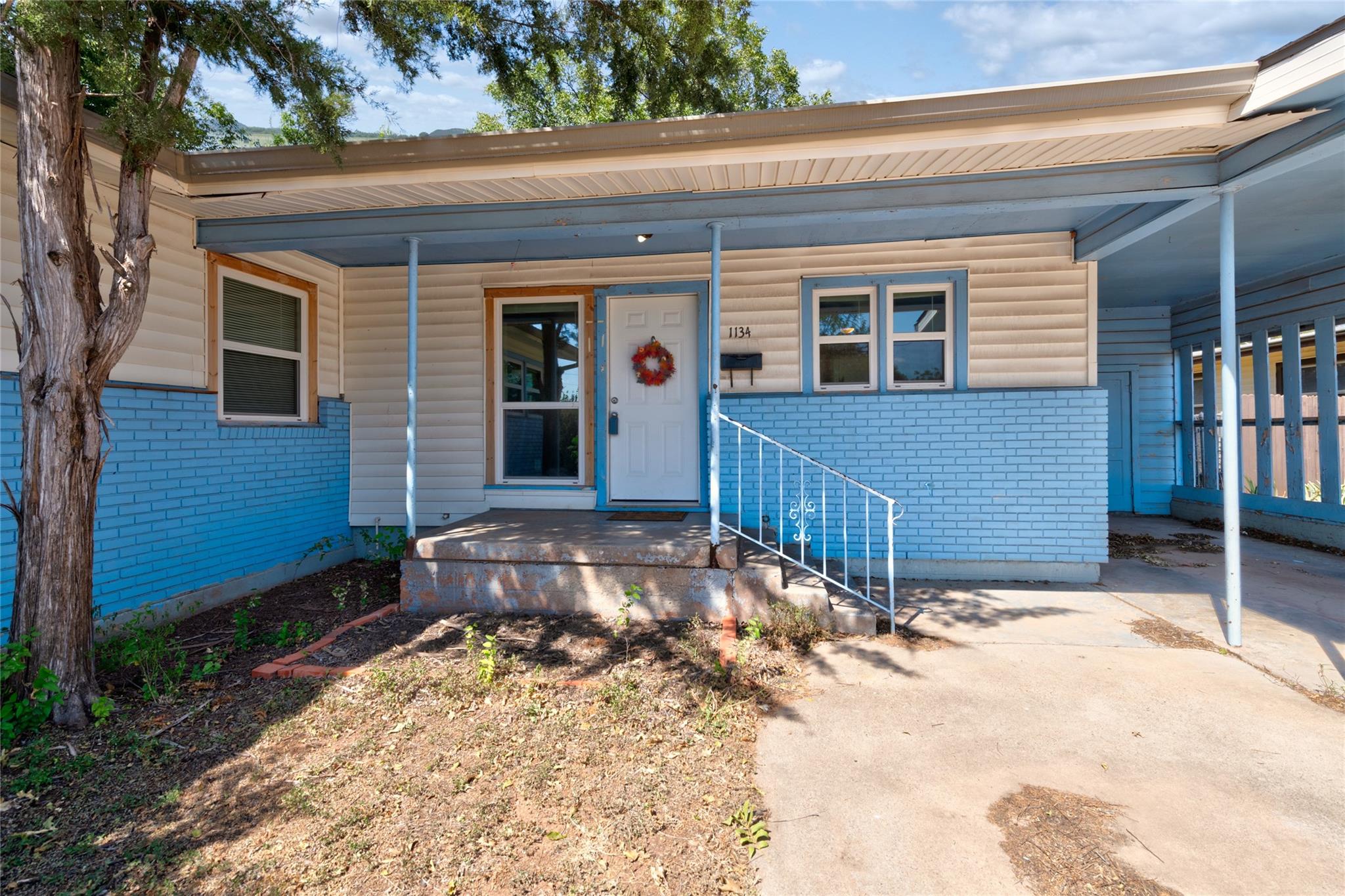 main property photo 2