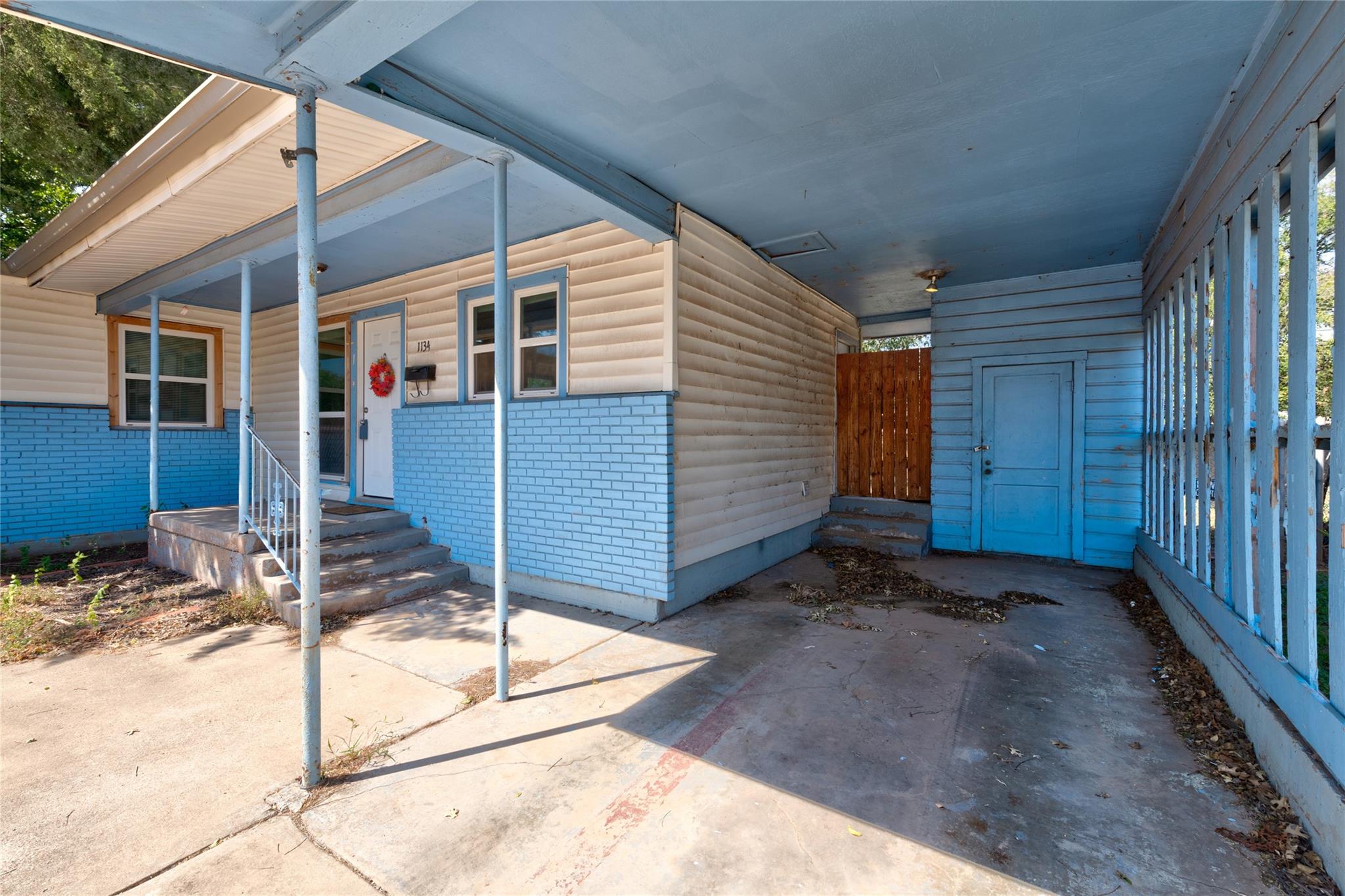 main property photo 3