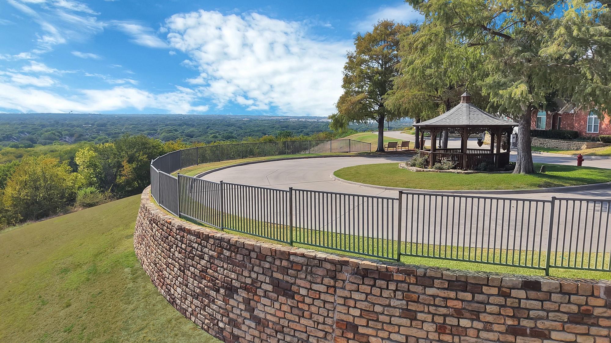 main property photo 22