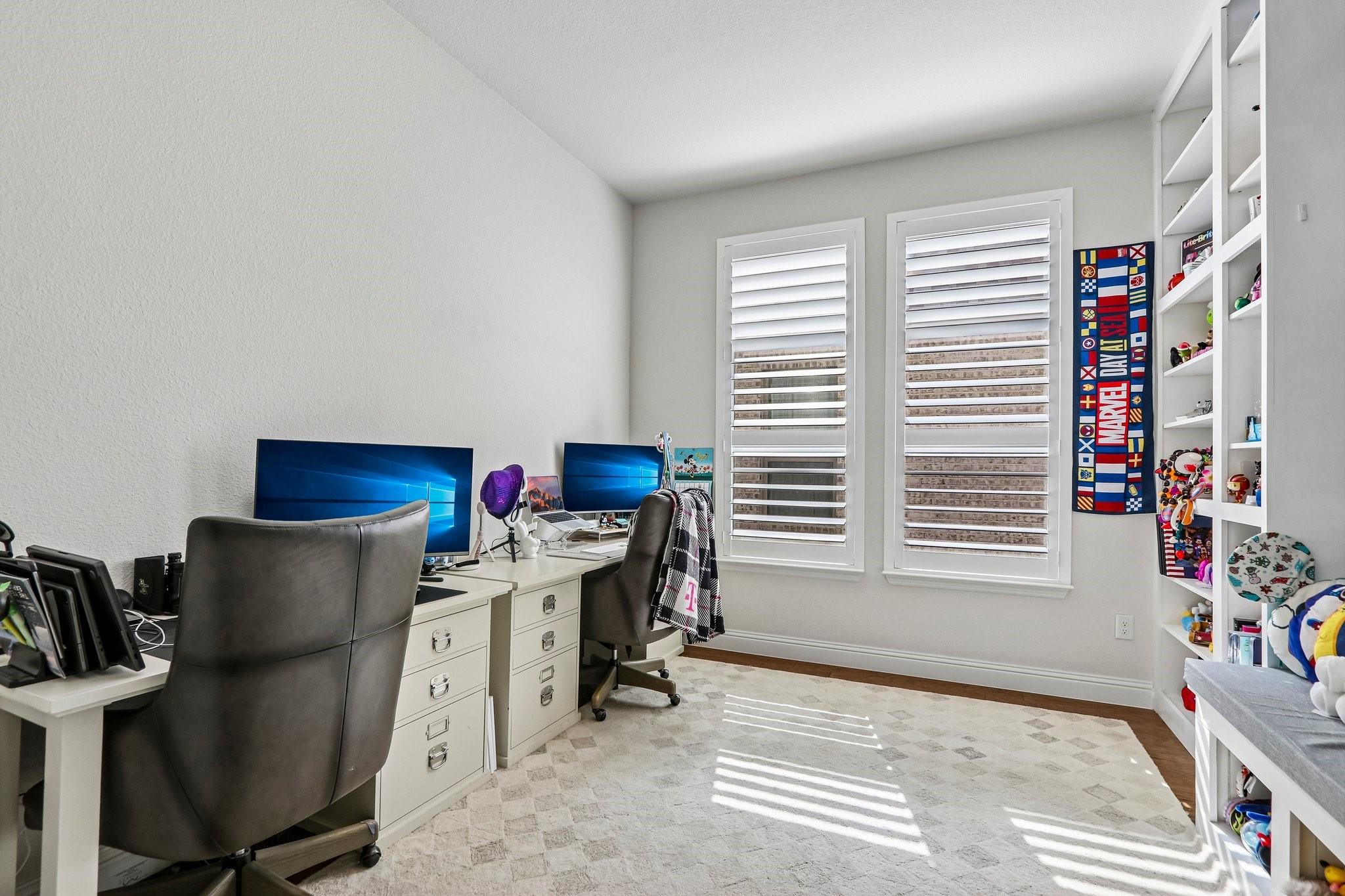 main property photo 12