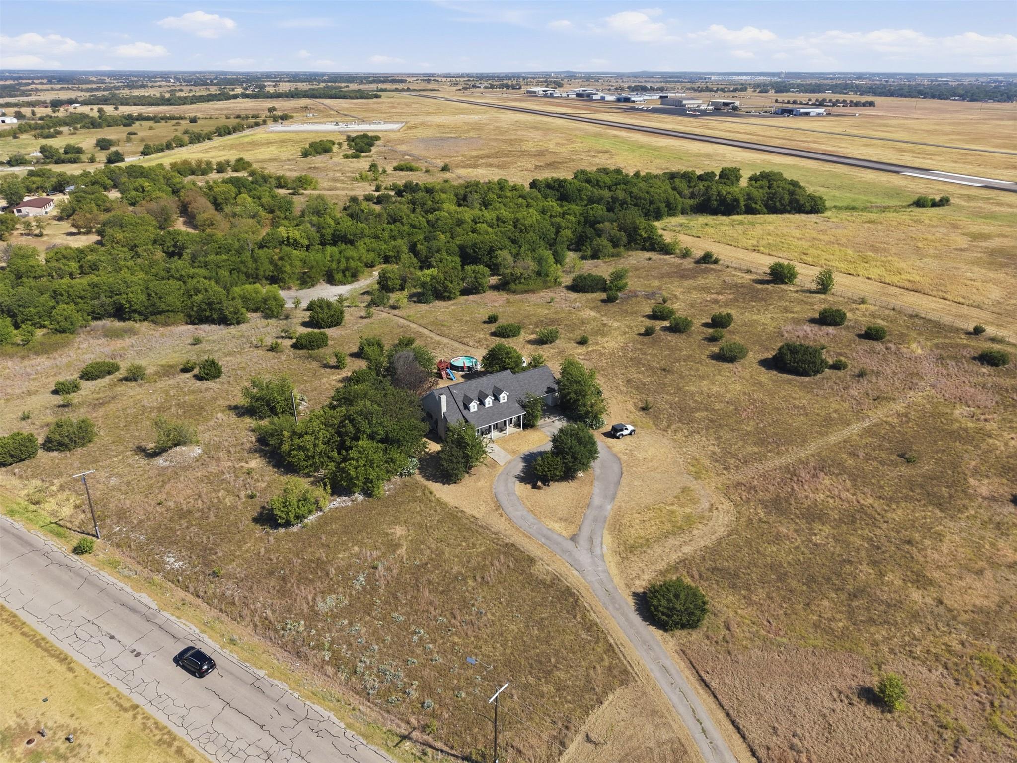 main property photo 5