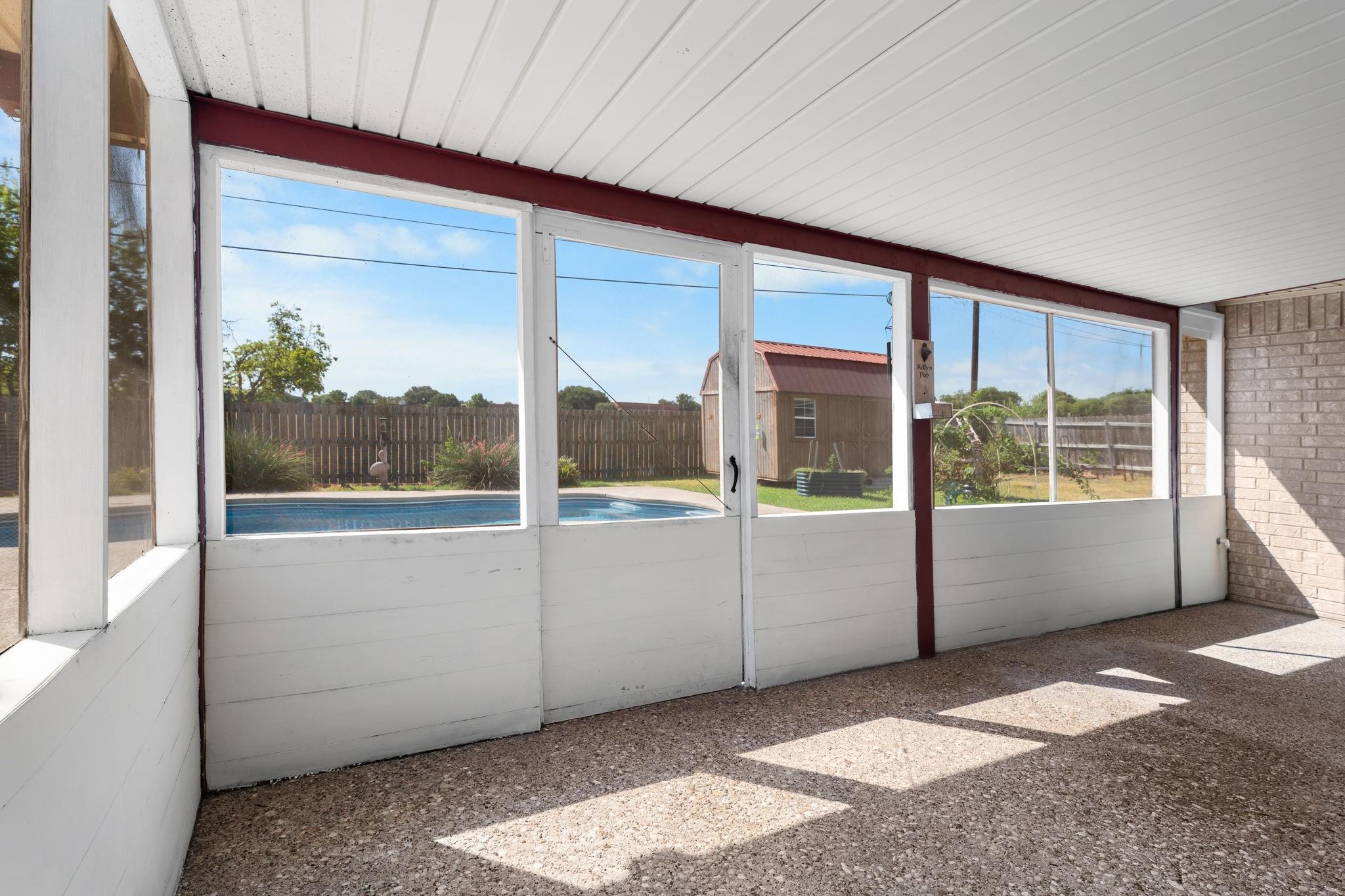 main property photo 31