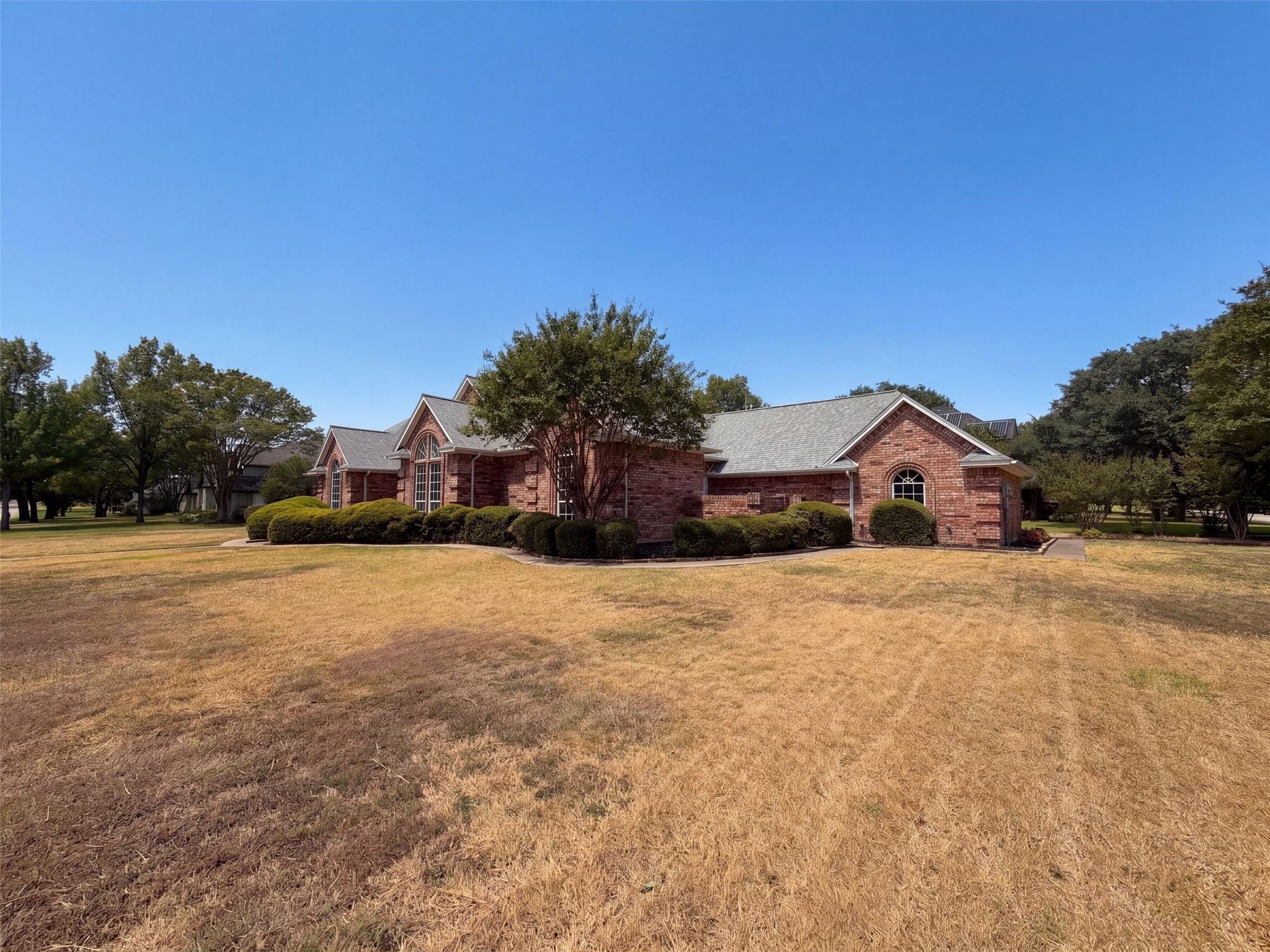 main property photo 26