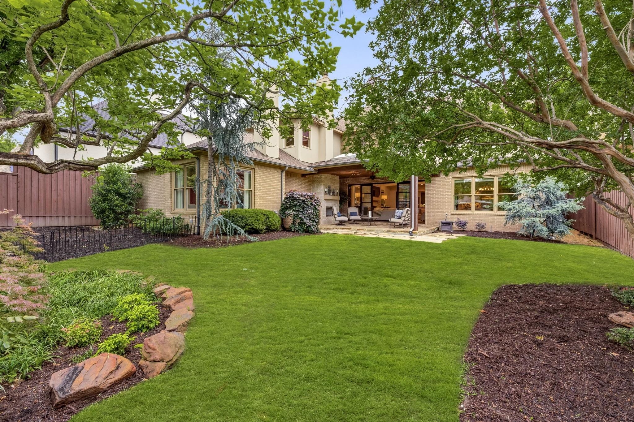 main property photo 31