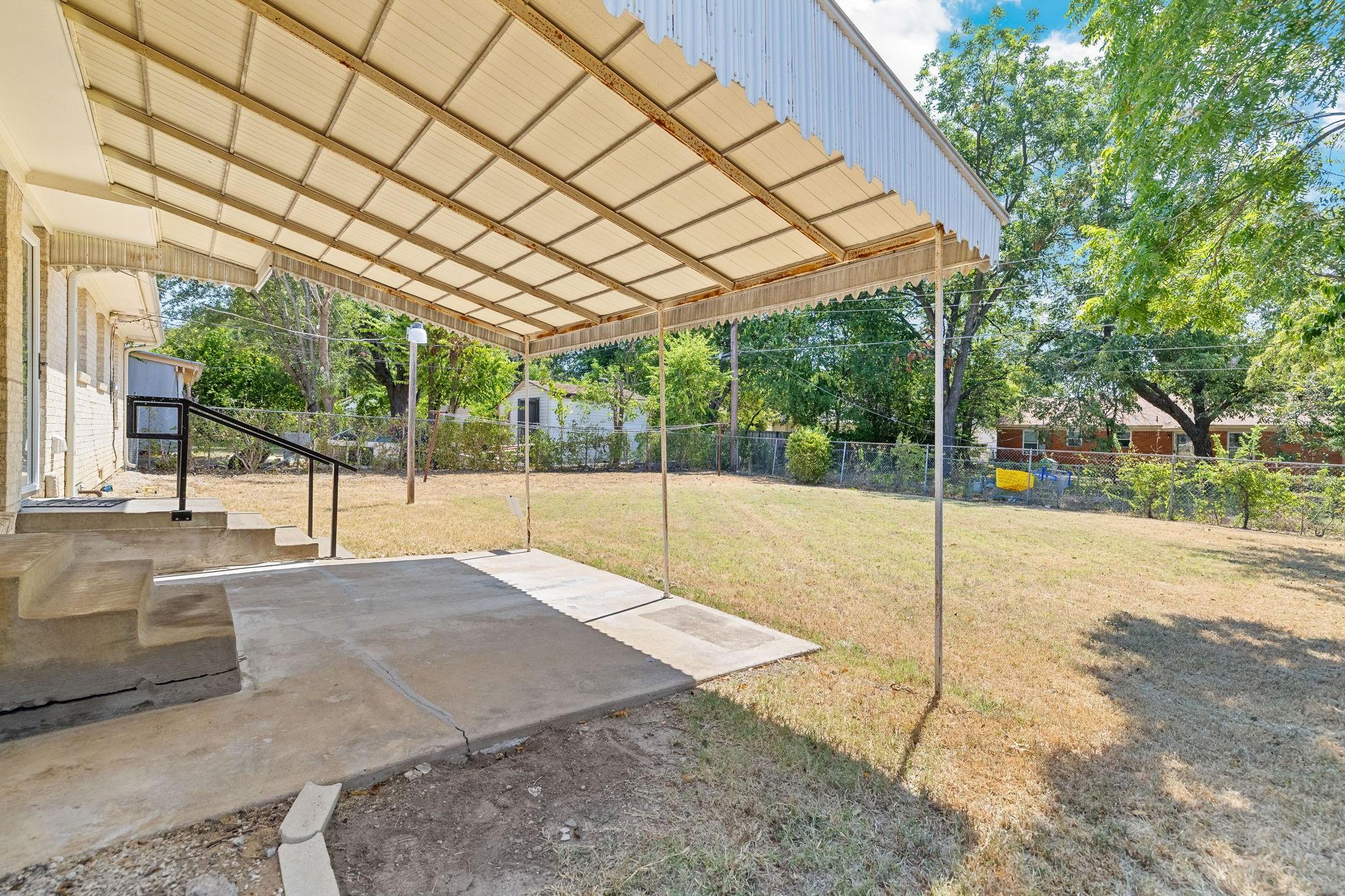 main property photo 20