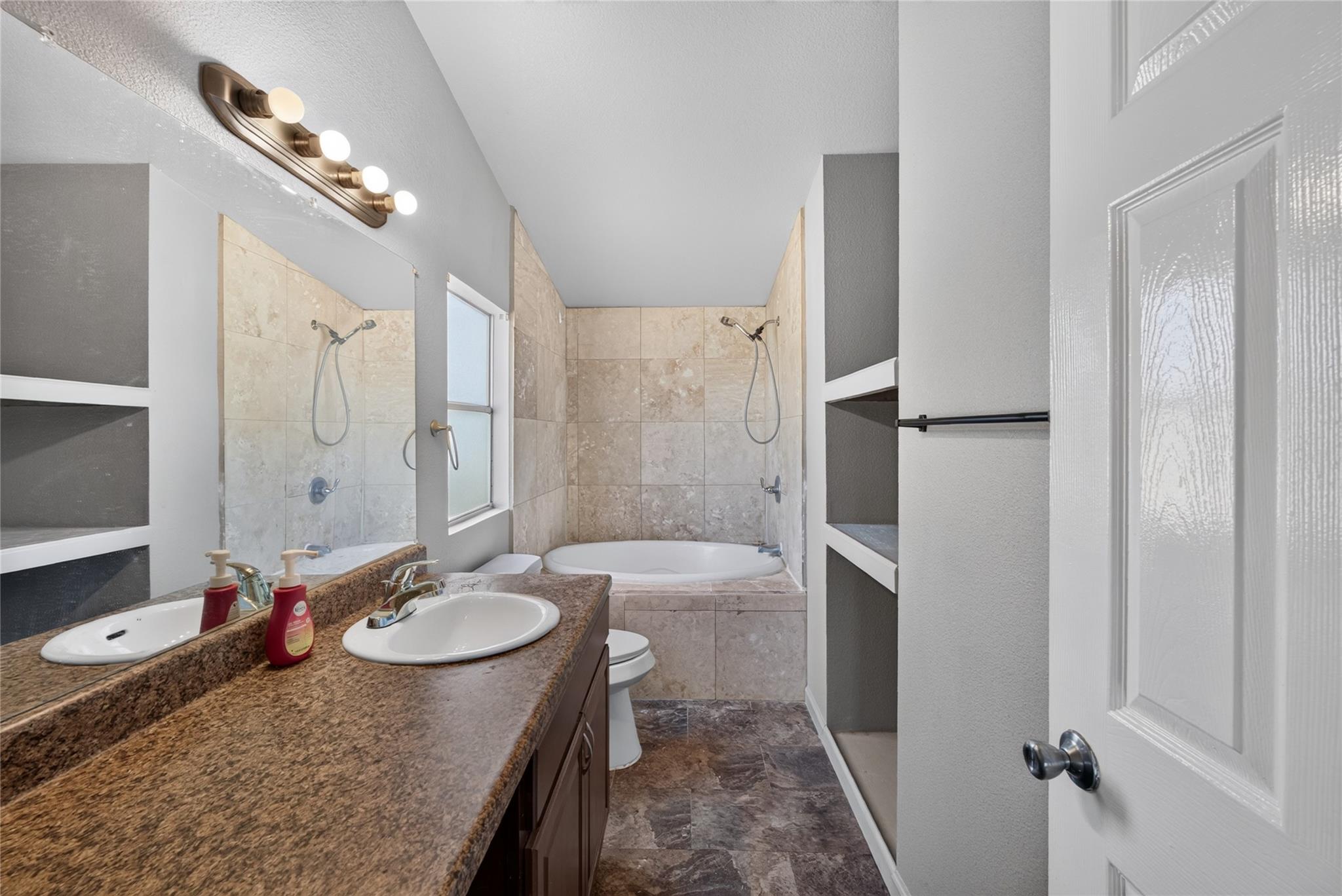main property photo 18