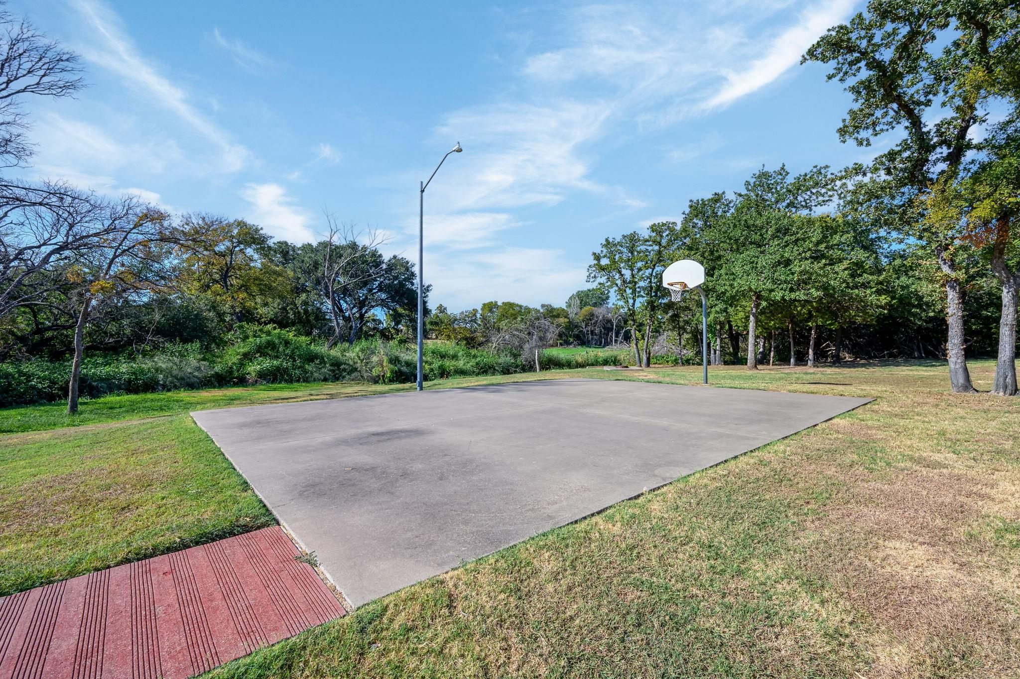 main property photo 35