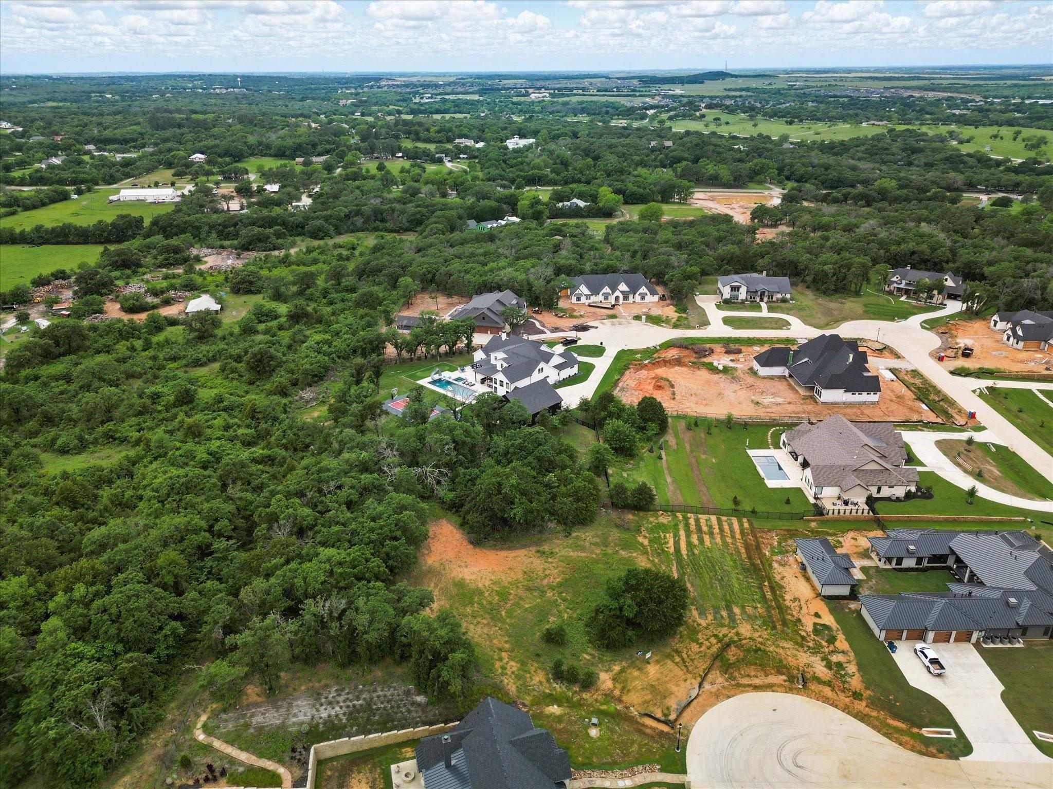 main property photo 7