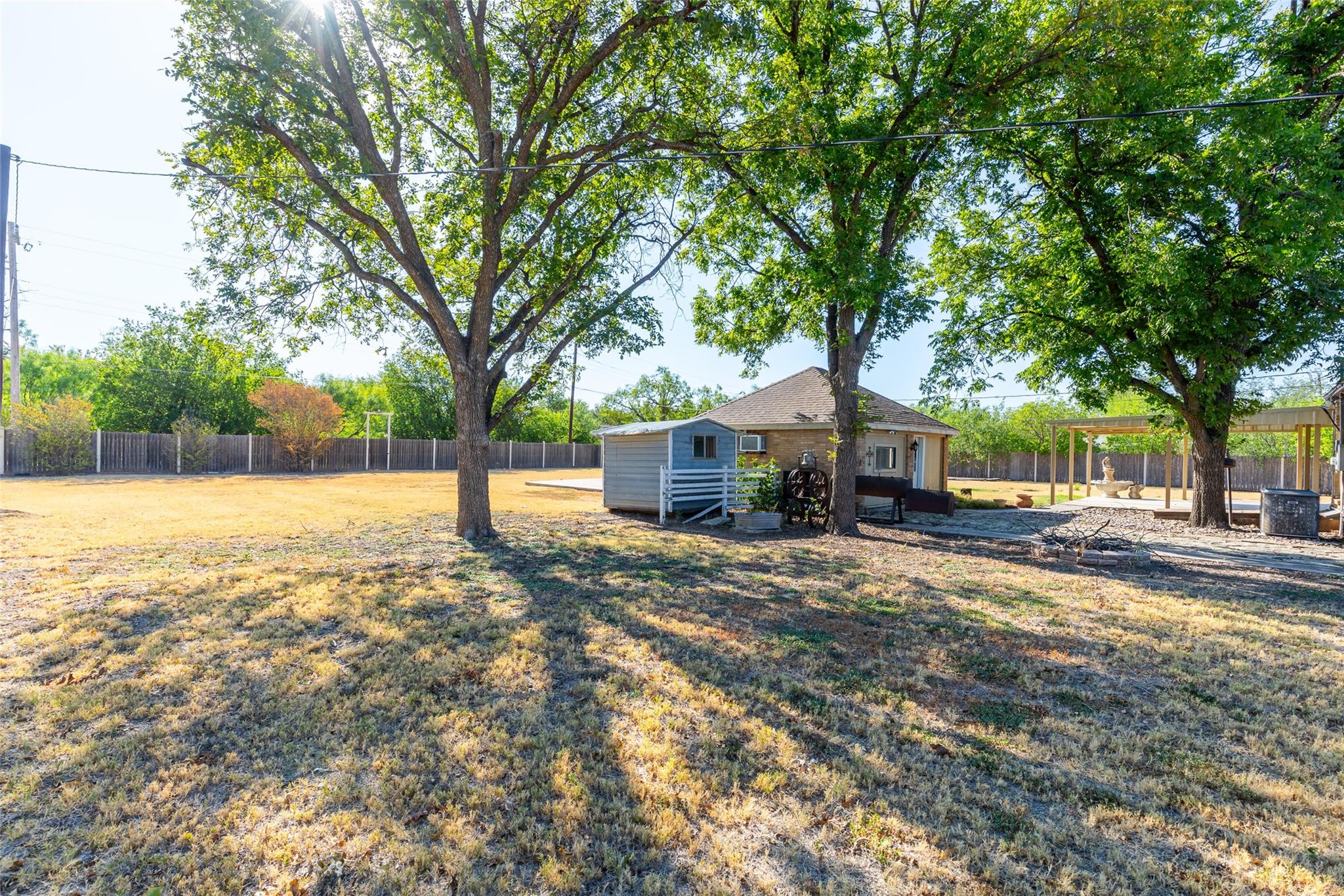 main property photo 21