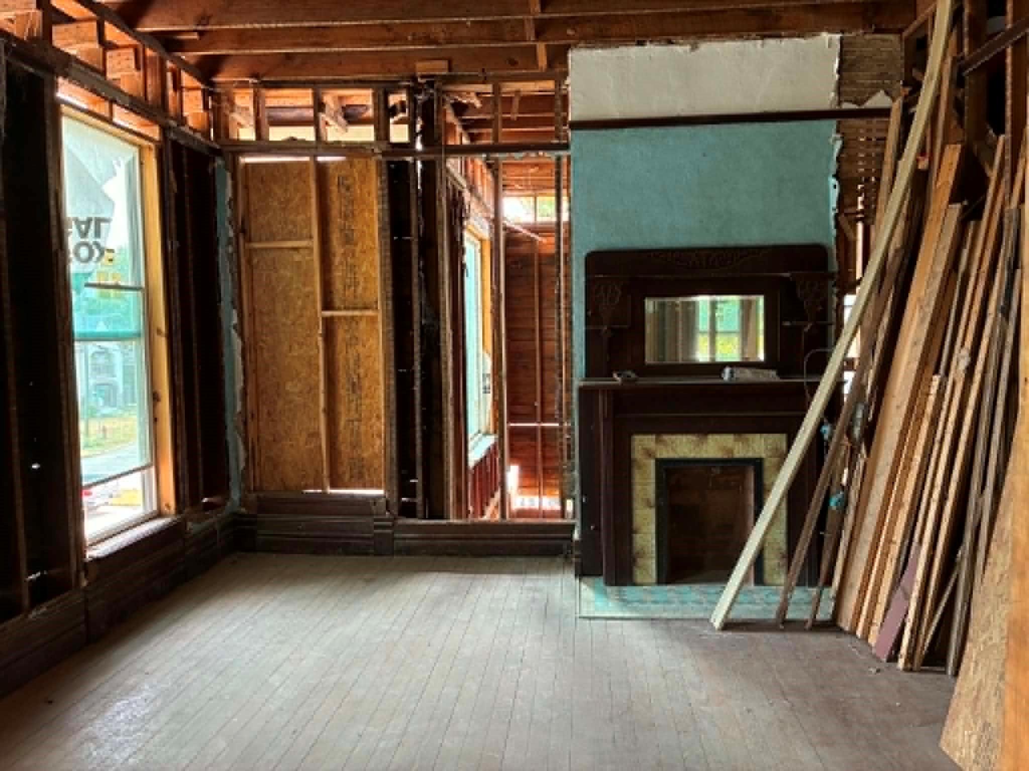 main property photo 30