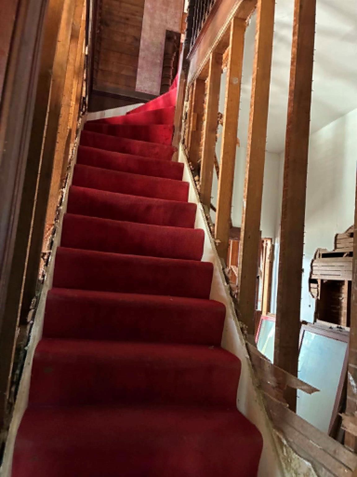 main property photo 34