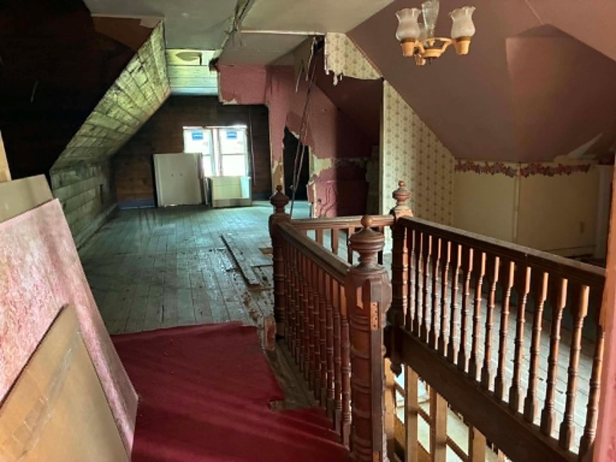 main property photo 35