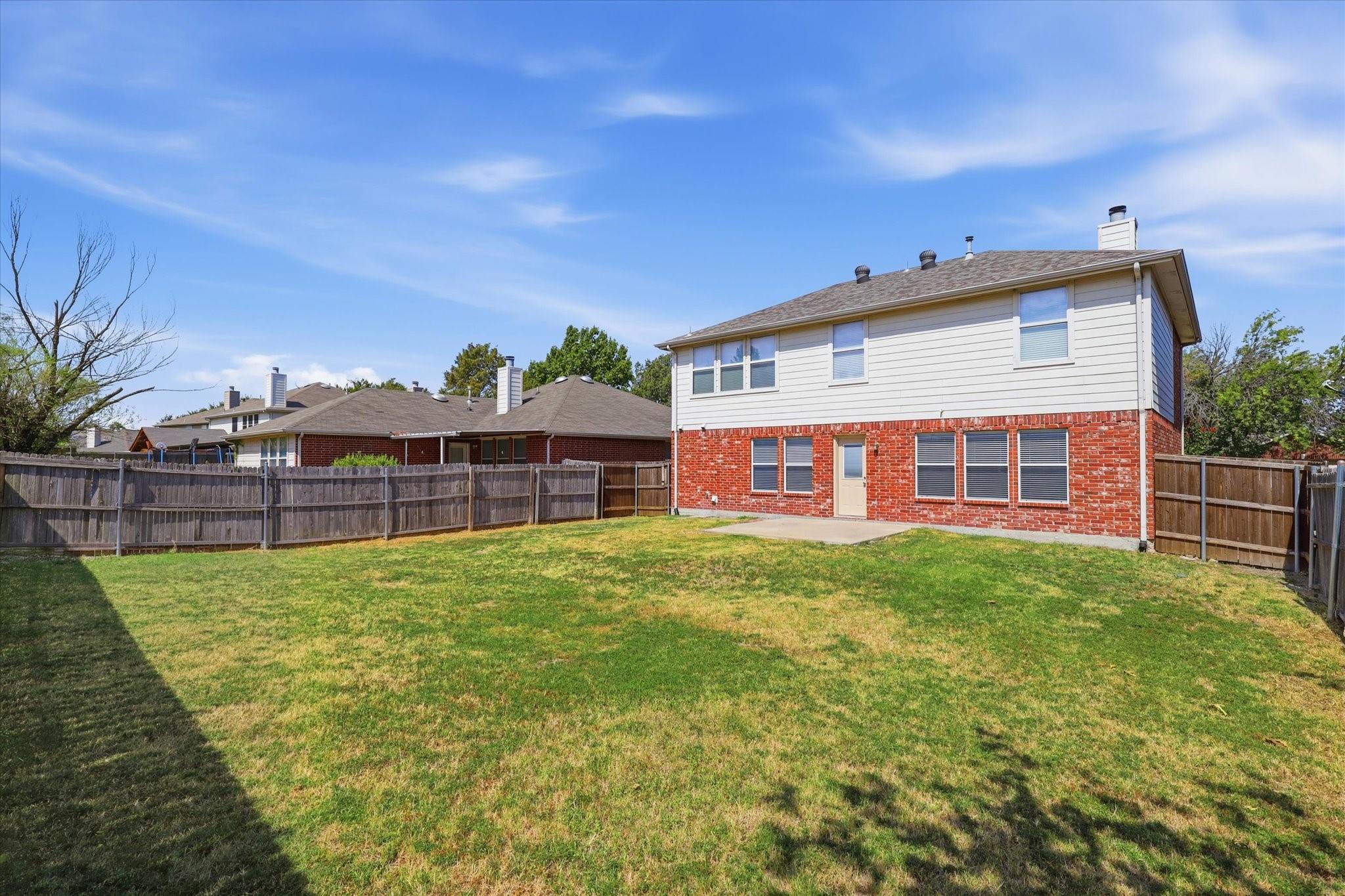 main property photo 32