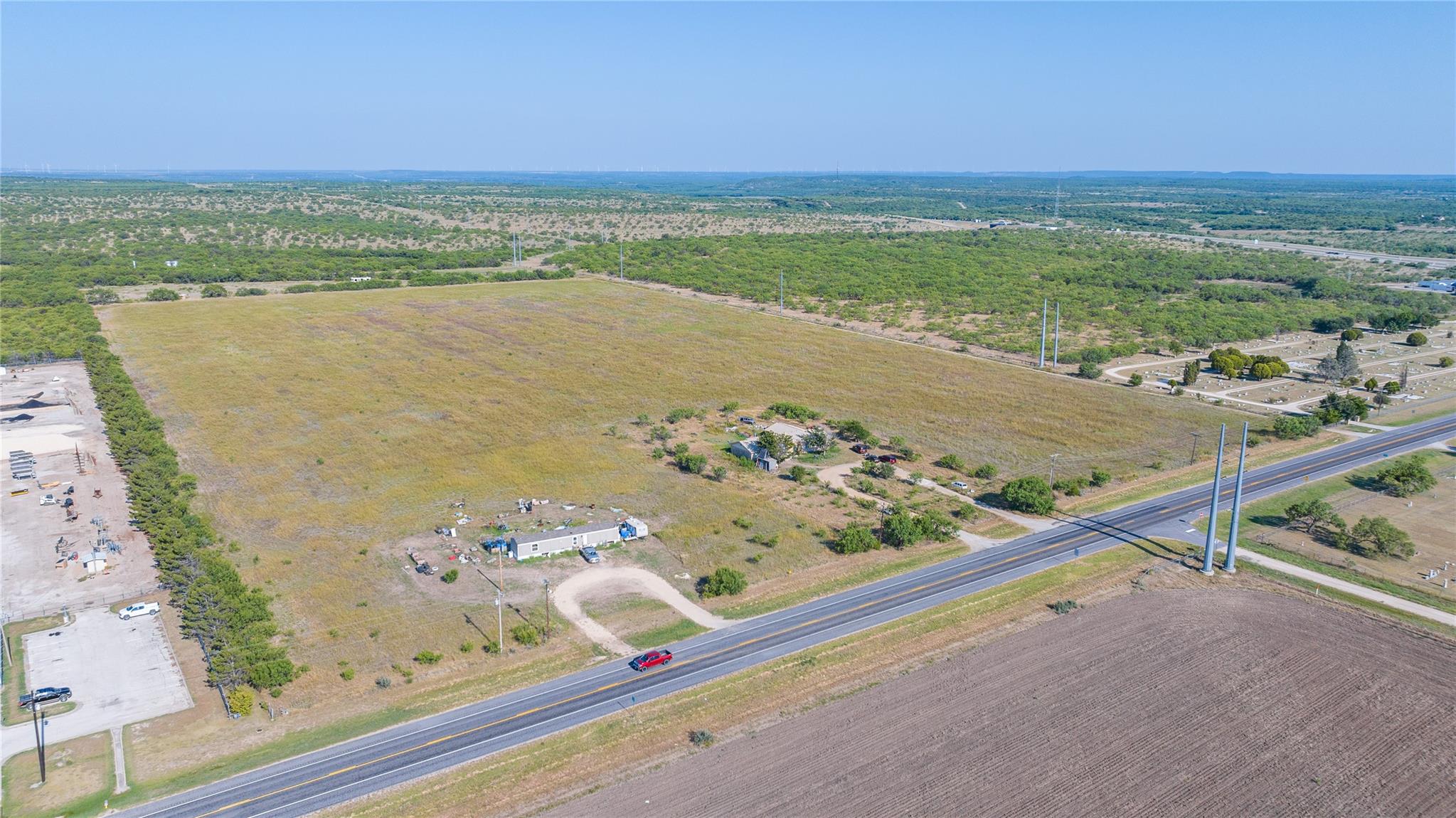 main property photo 3