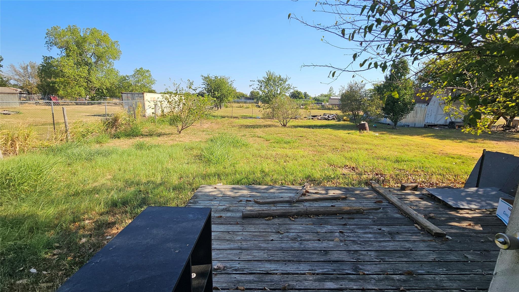 main property photo 13