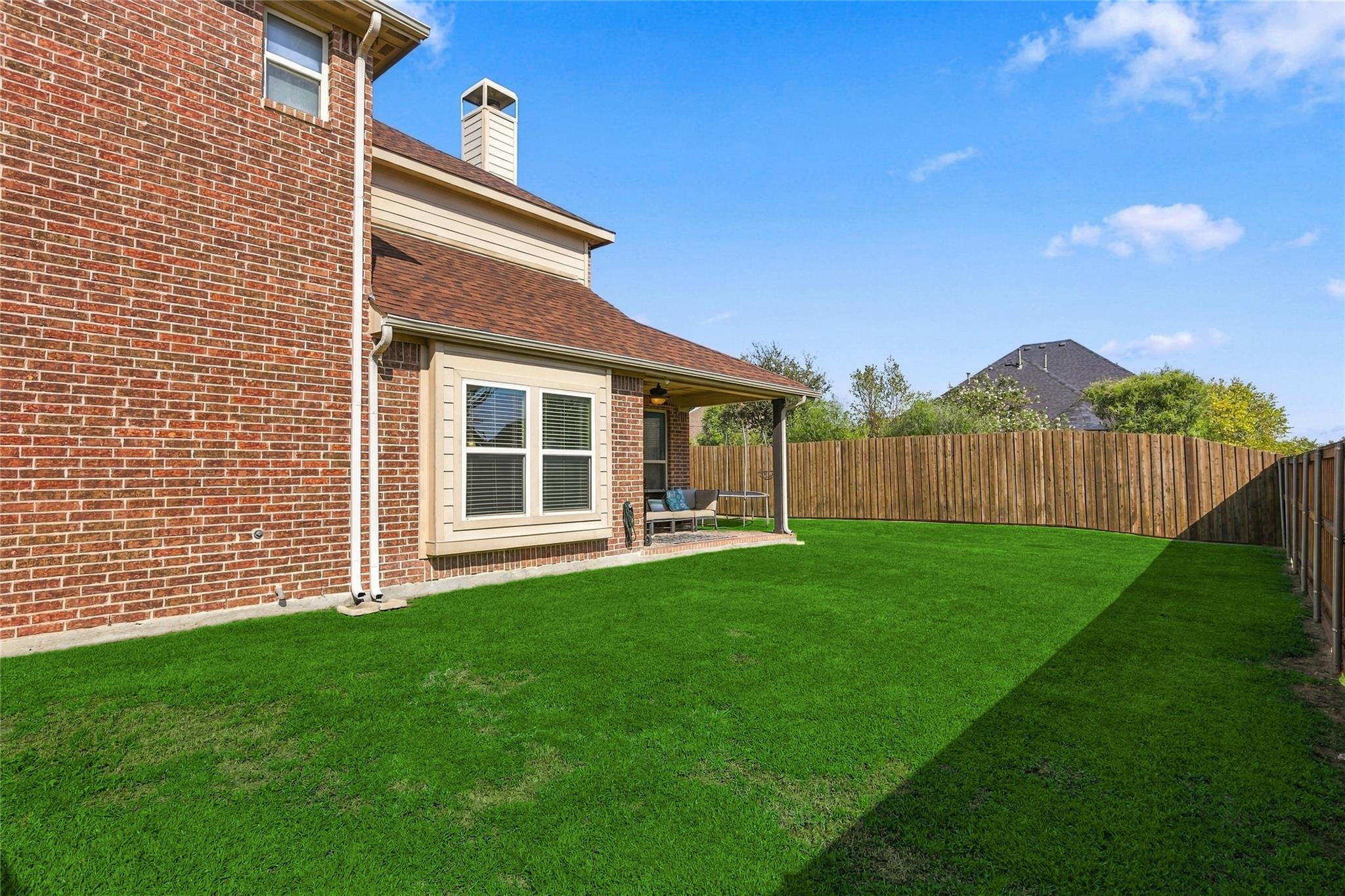 main property photo 36