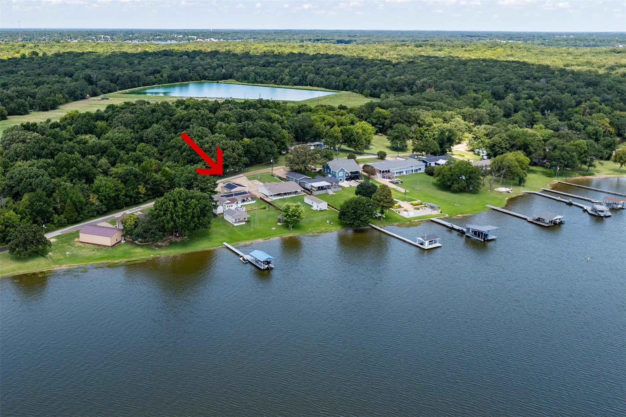 main property photo 39