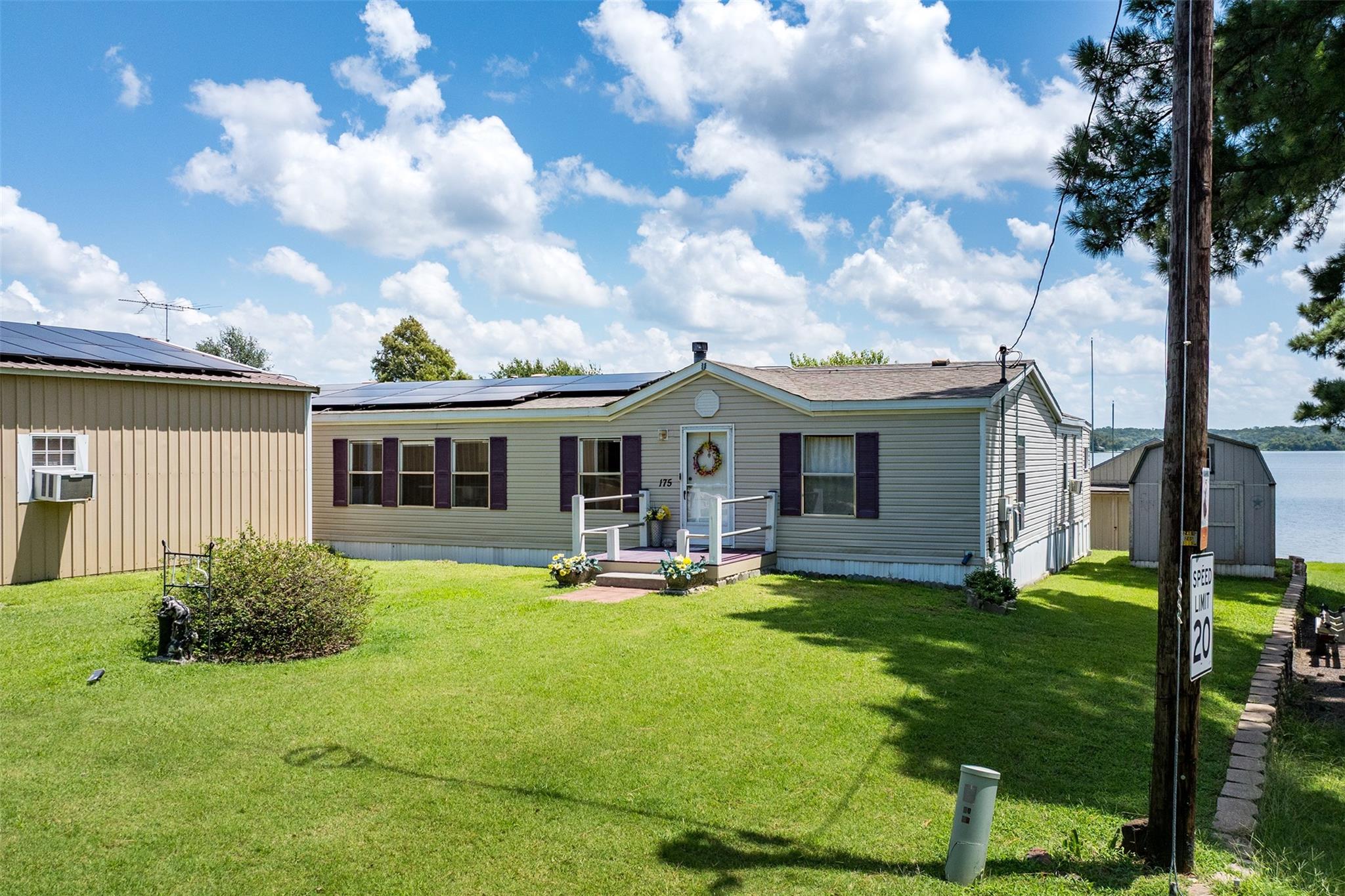 main property photo 4