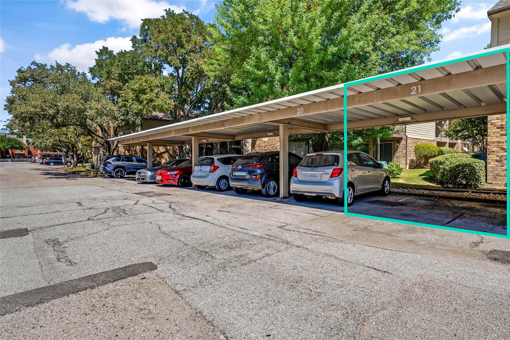 main property photo 22